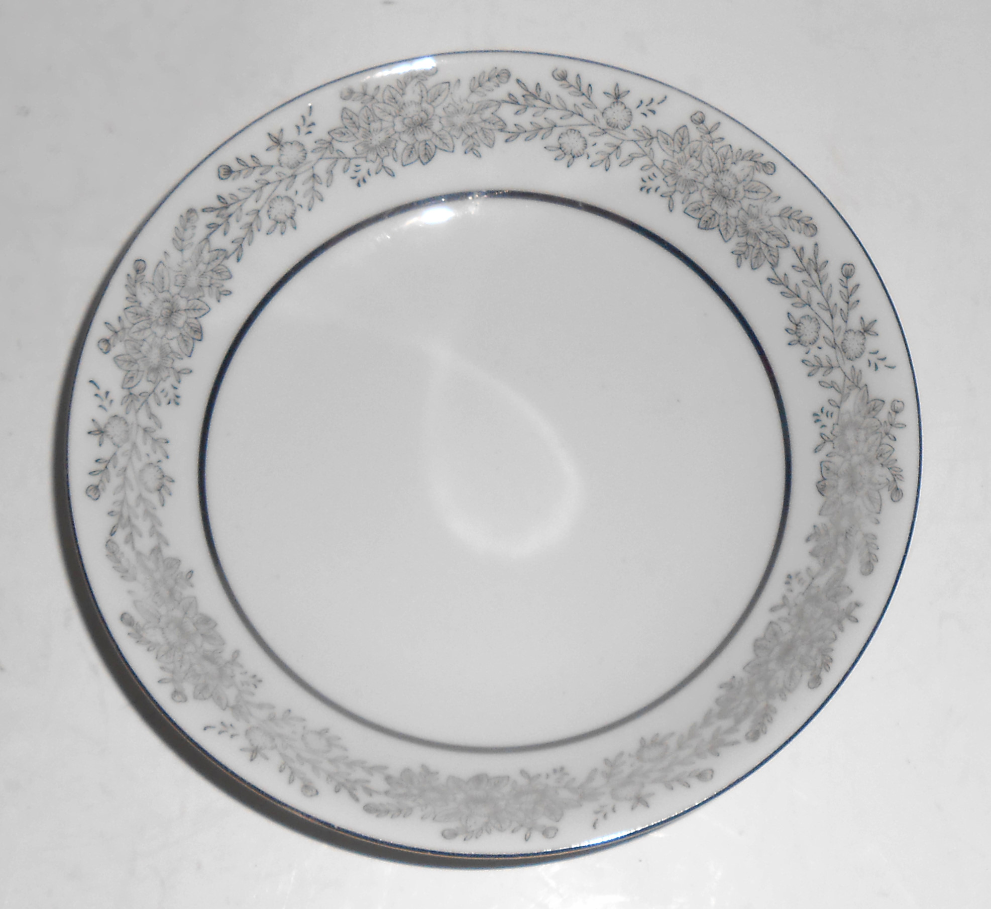 Seyei Fine China Japan Porcelain Brilliant Fruit Bowl
