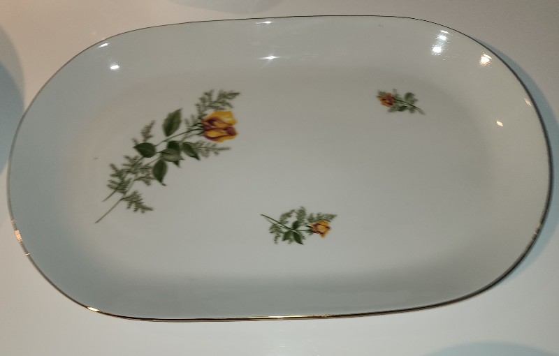 Vintage Kahla GDR East German Porcelain Dinnerware Set - Yellow Rose Pattern