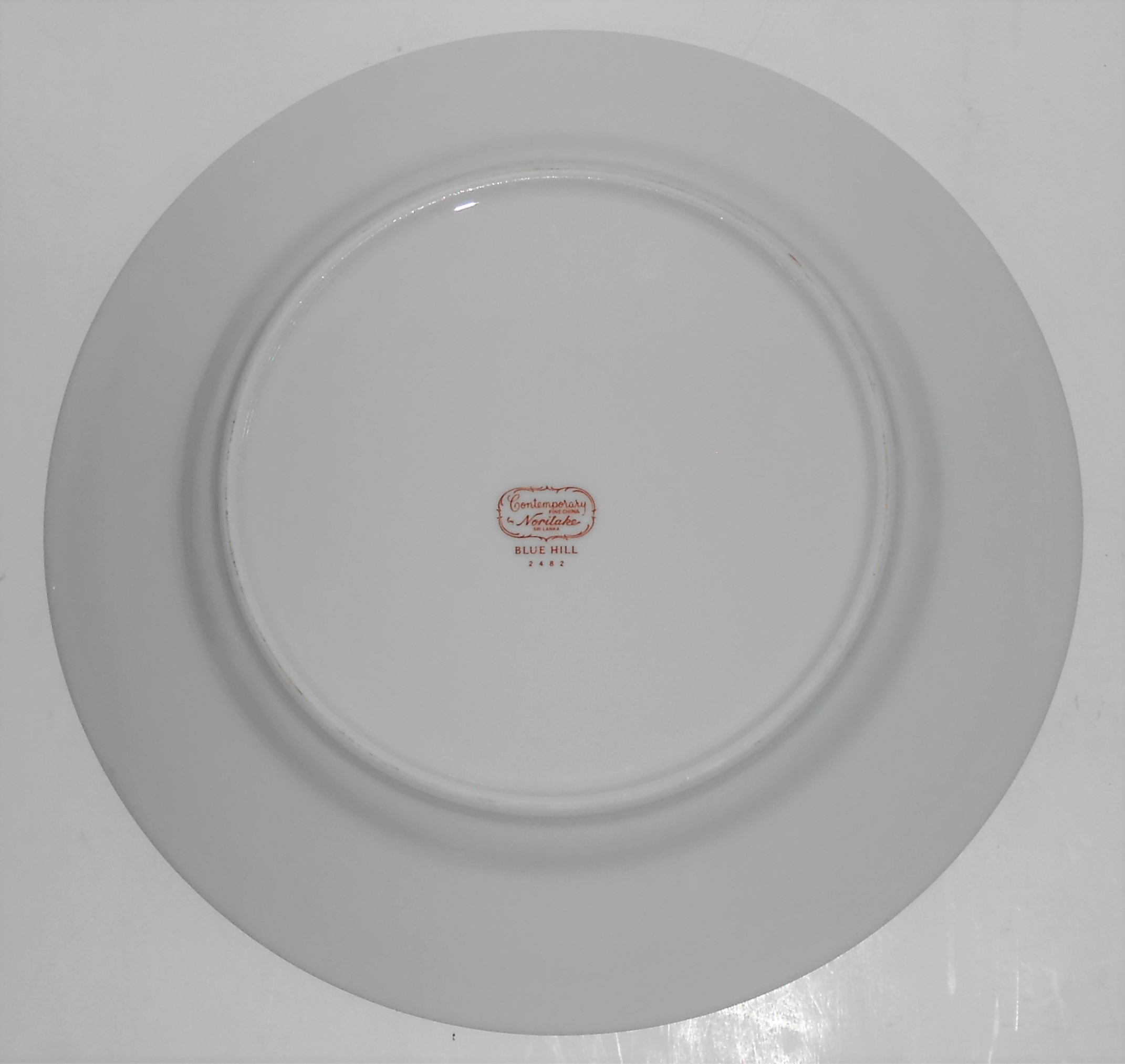 Noritake Porcelain China 2482 Blue Hill Platinum Dinner