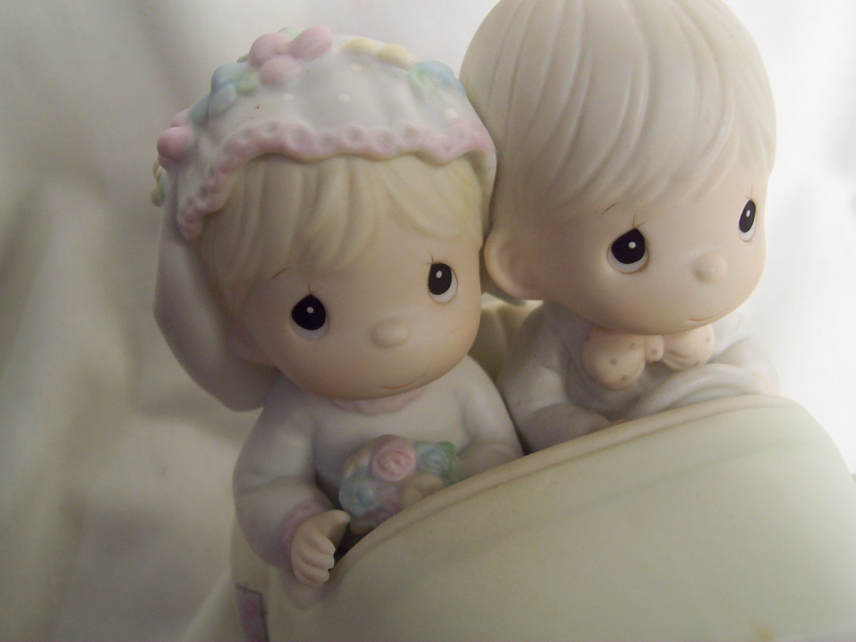 Precious Moments Figurine Wishing You Roads