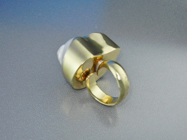 Charles Albert Pearl Alchemia Gold Ring