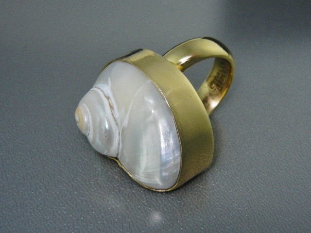 Charles Albert Pearl Alchemia Gold Ring