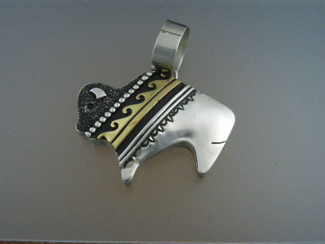 Navajo Tommy Singer Snr Sterling Silver  Buffalo Pendan