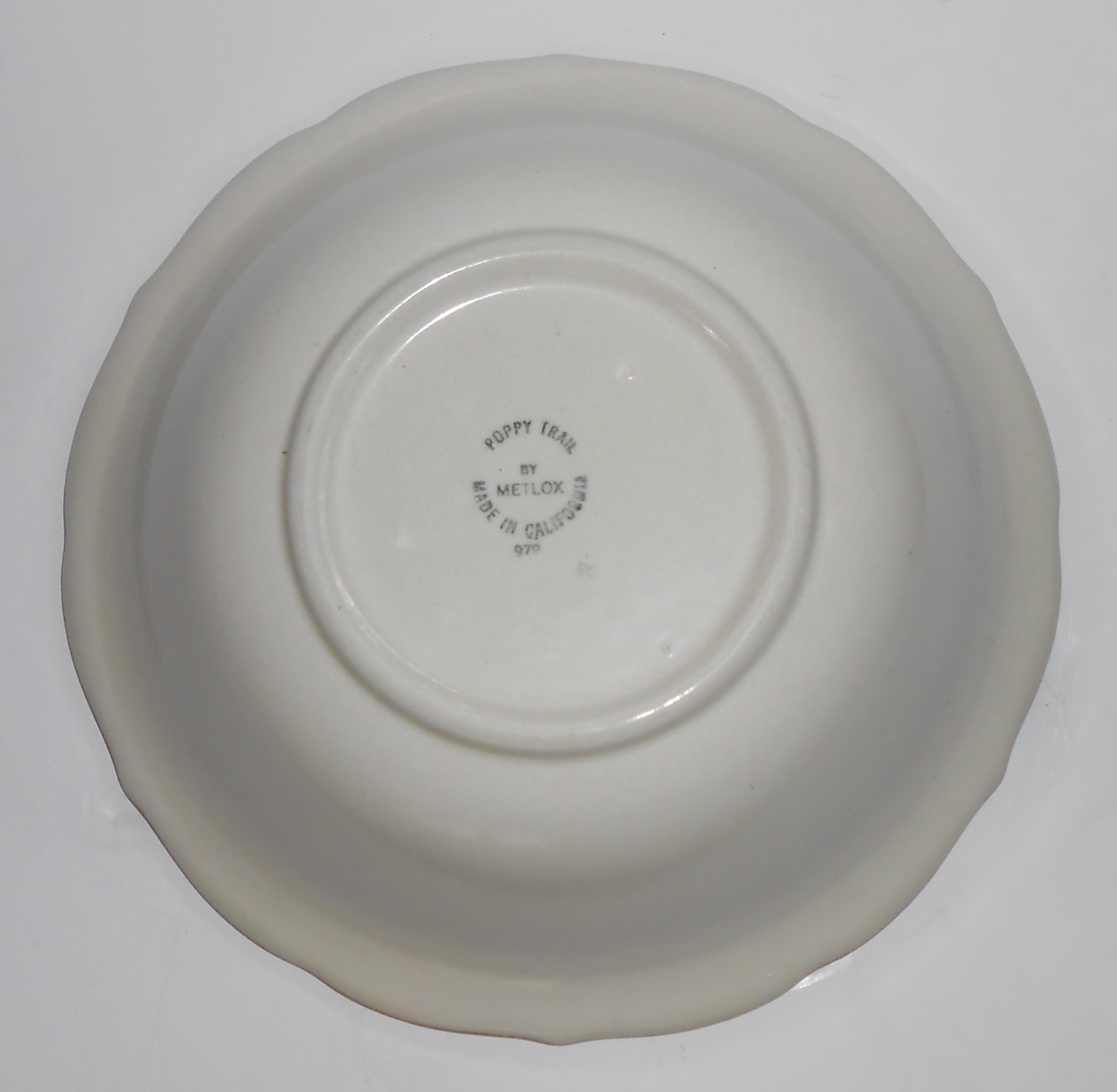 Metlox Pottery Poppy Trail Autumn Berry 9'' Vegetable
