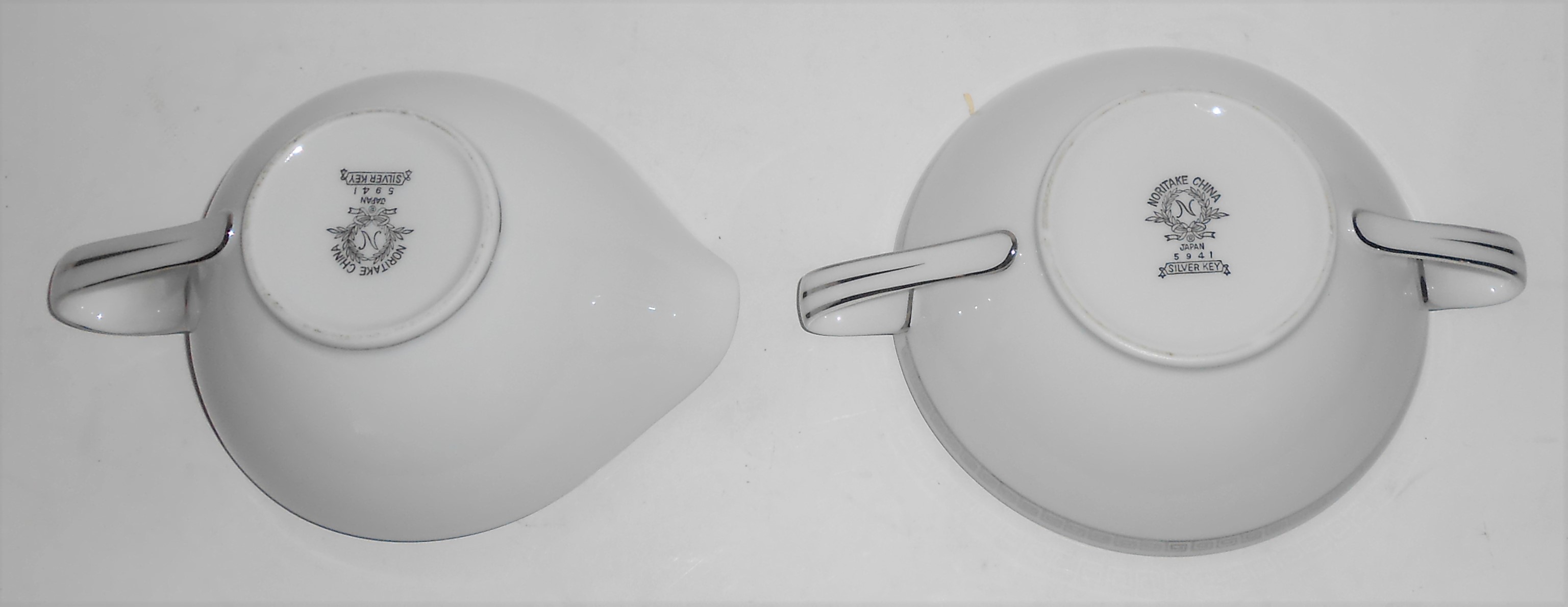 Noritake China Porcelain Platinum Silver Key Creamer/Su