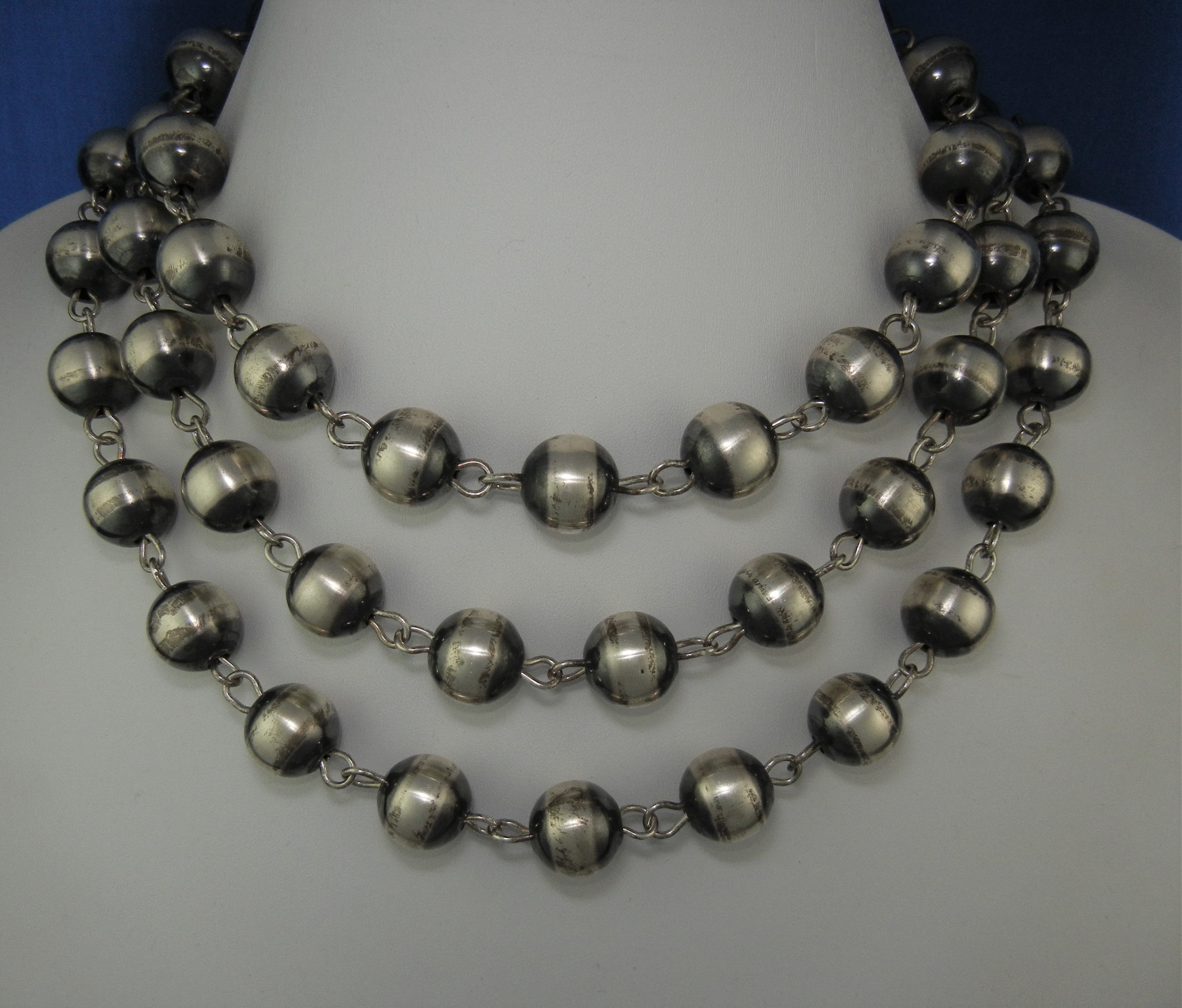 Navajo Pearls Sterling Silver 58 Inches 196 Grams