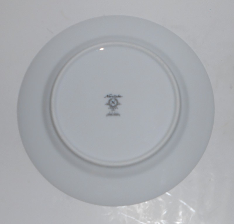 Noritake Porcelain China 2551 Spring Garden w/Platinum Salad Plate