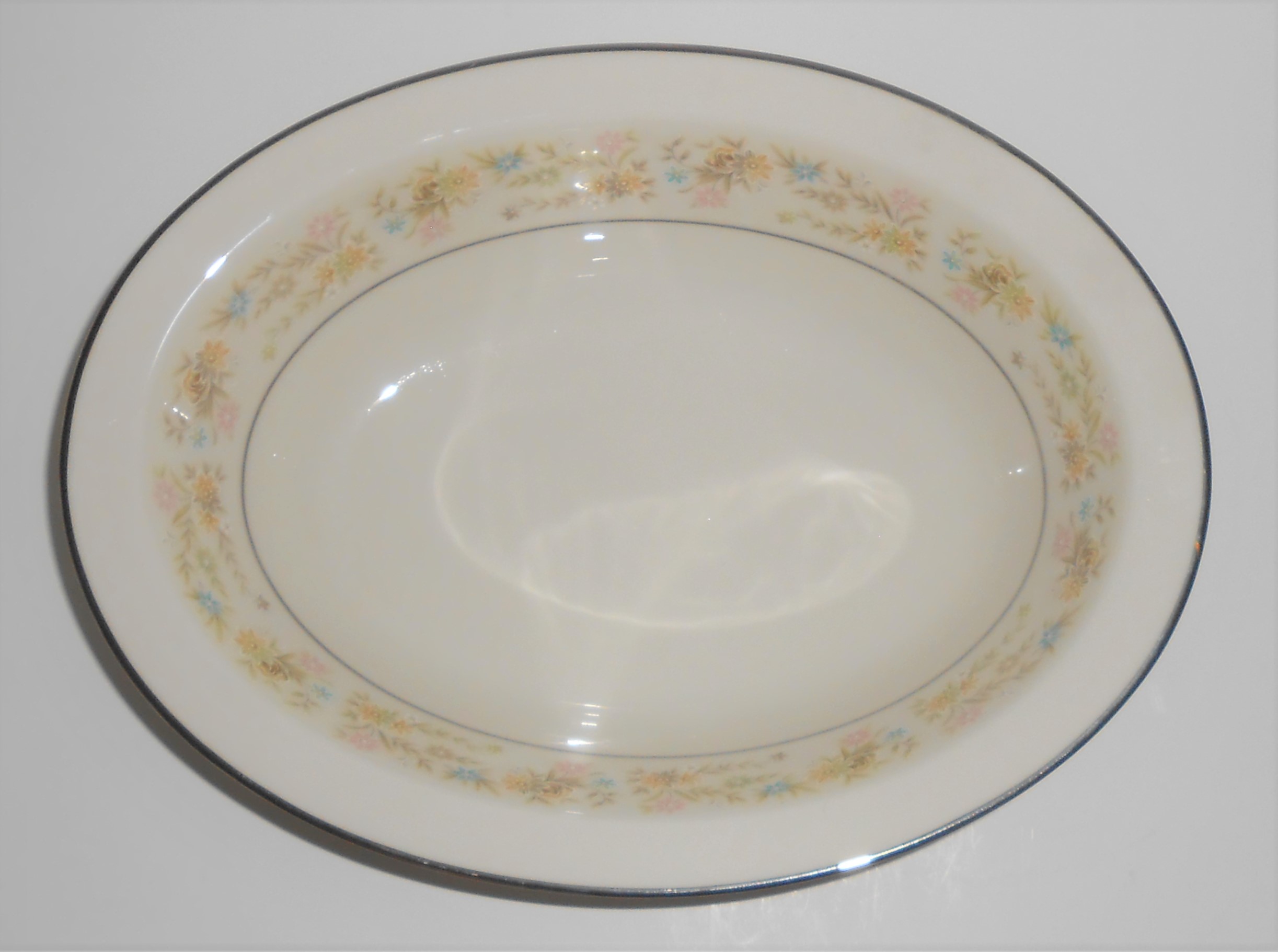 Noritake Ivory China Blossom Time Vegetable Bowl