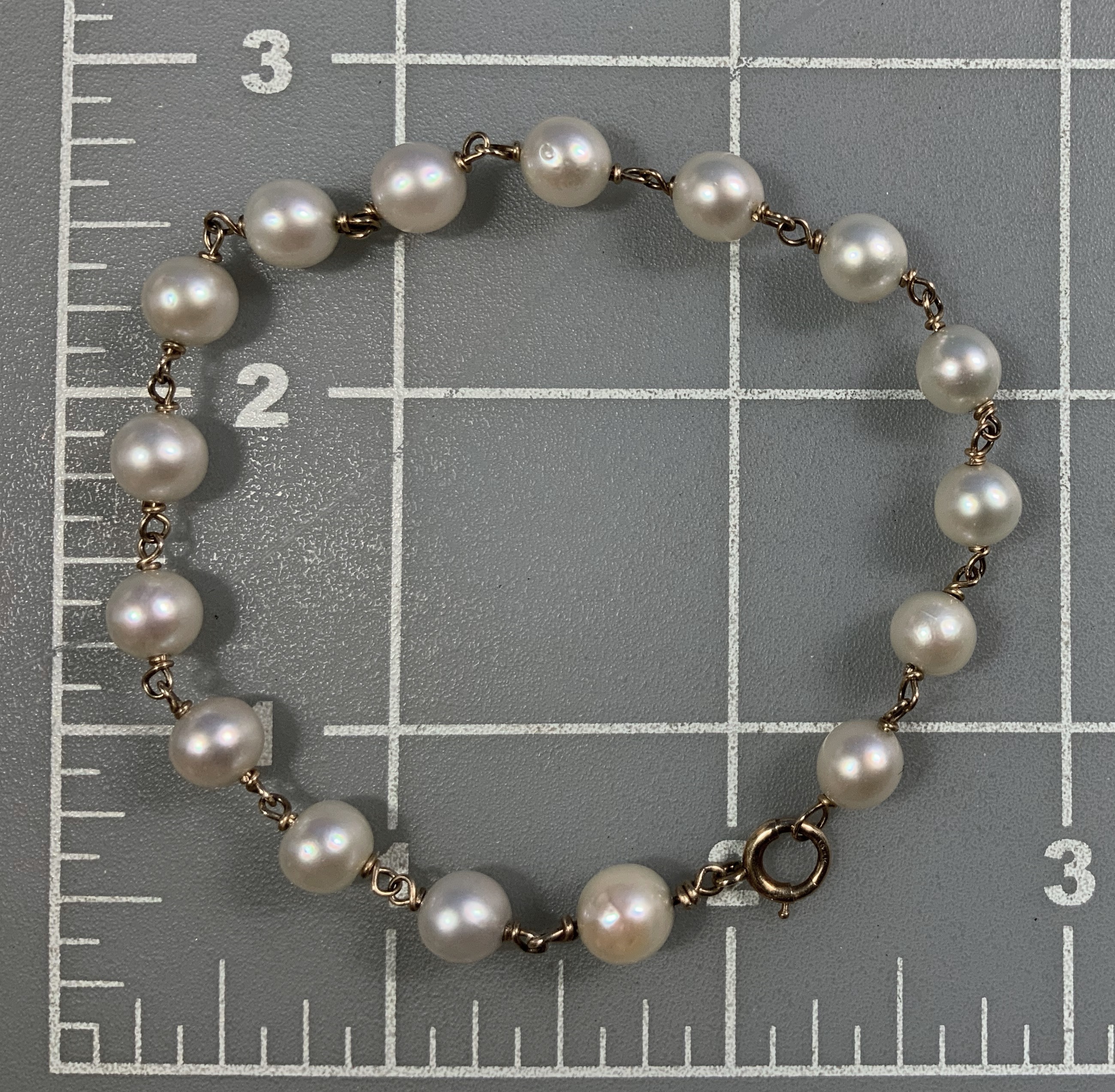 14K Yellow Gold 7mm Pearls Bracelet 7 3/4 Inch