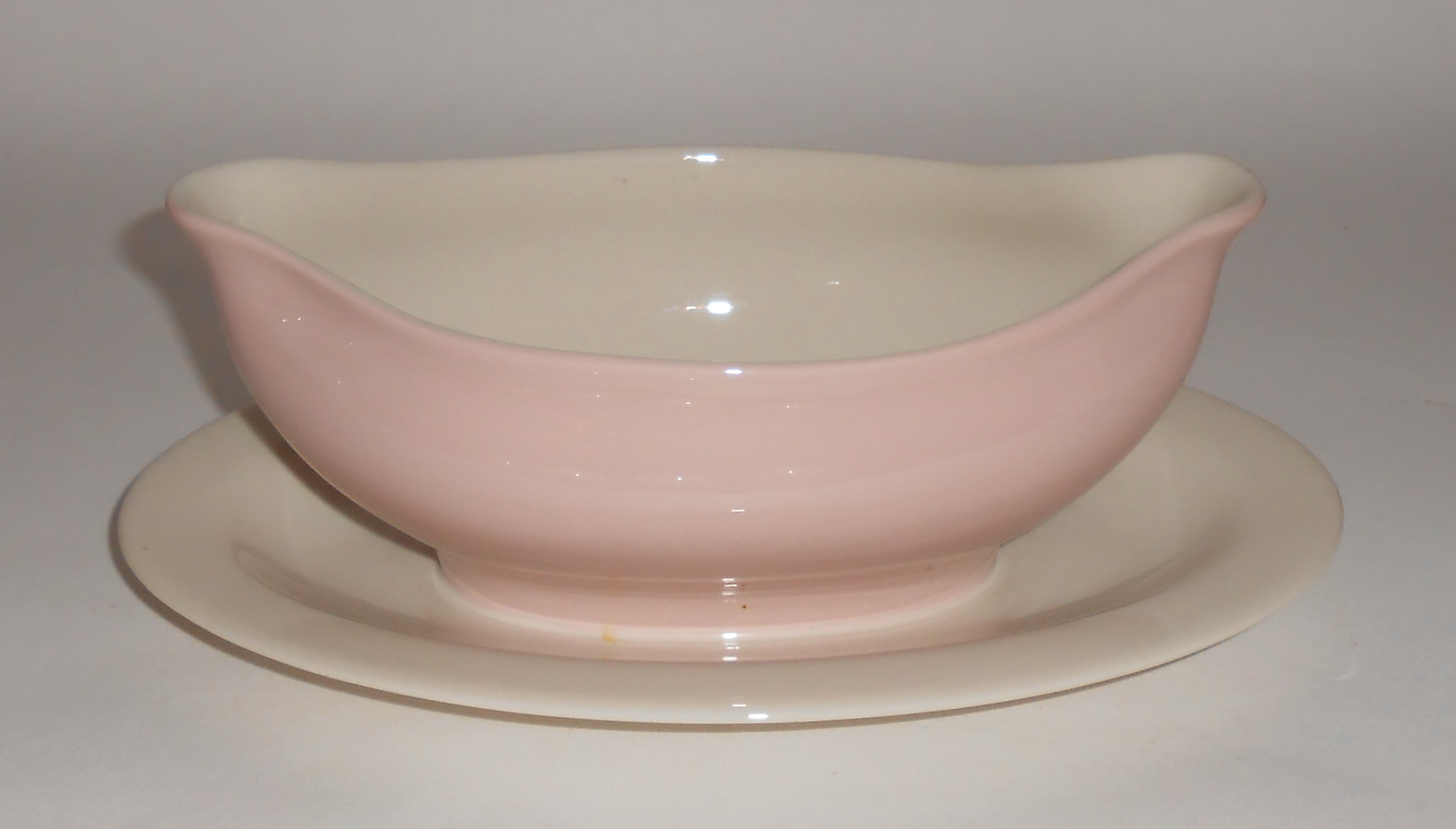 Franciscan China Encino Breakfast Shell Pink Gravy Bowl