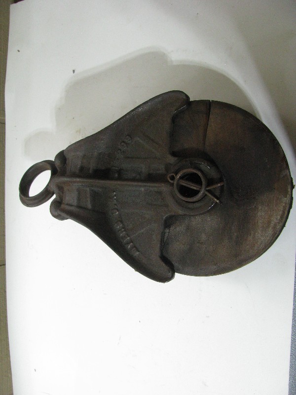 Antique F.E. Myers O.K. FE-299 Cast Iron & Wood Barn Hay Pulley