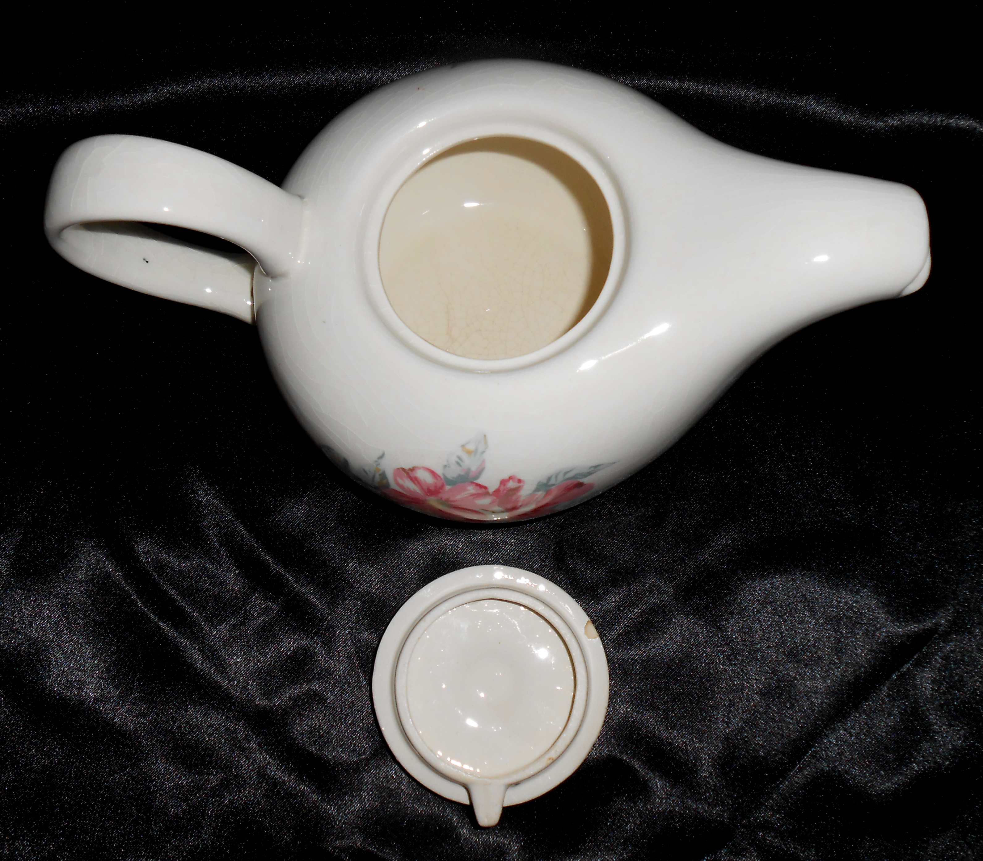 Russel Wright Pottery White A.M. Teapot W/Dogwood Decor