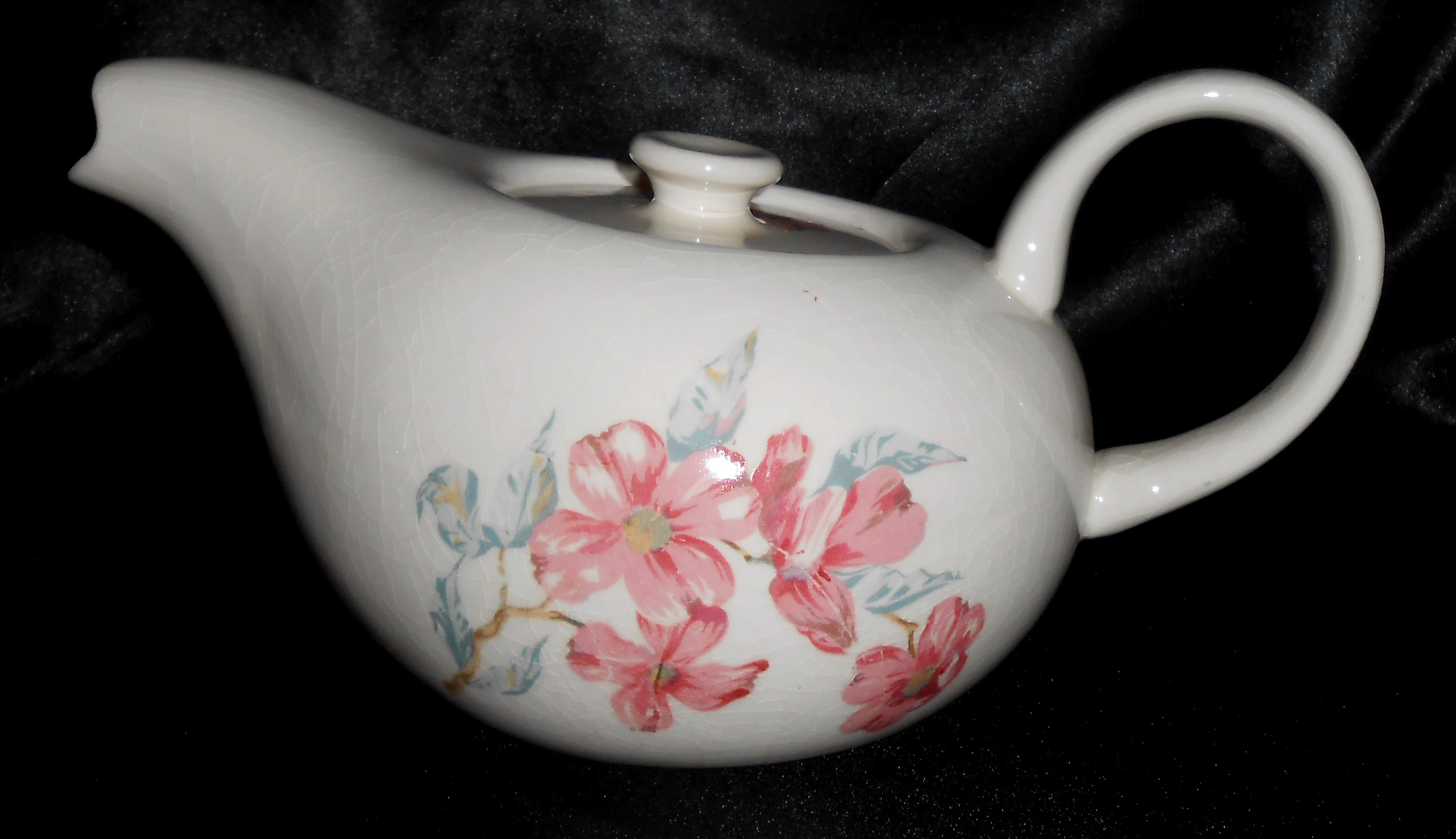 Russel Wright Pottery White A.M. Teapot W/Dogwood Decor