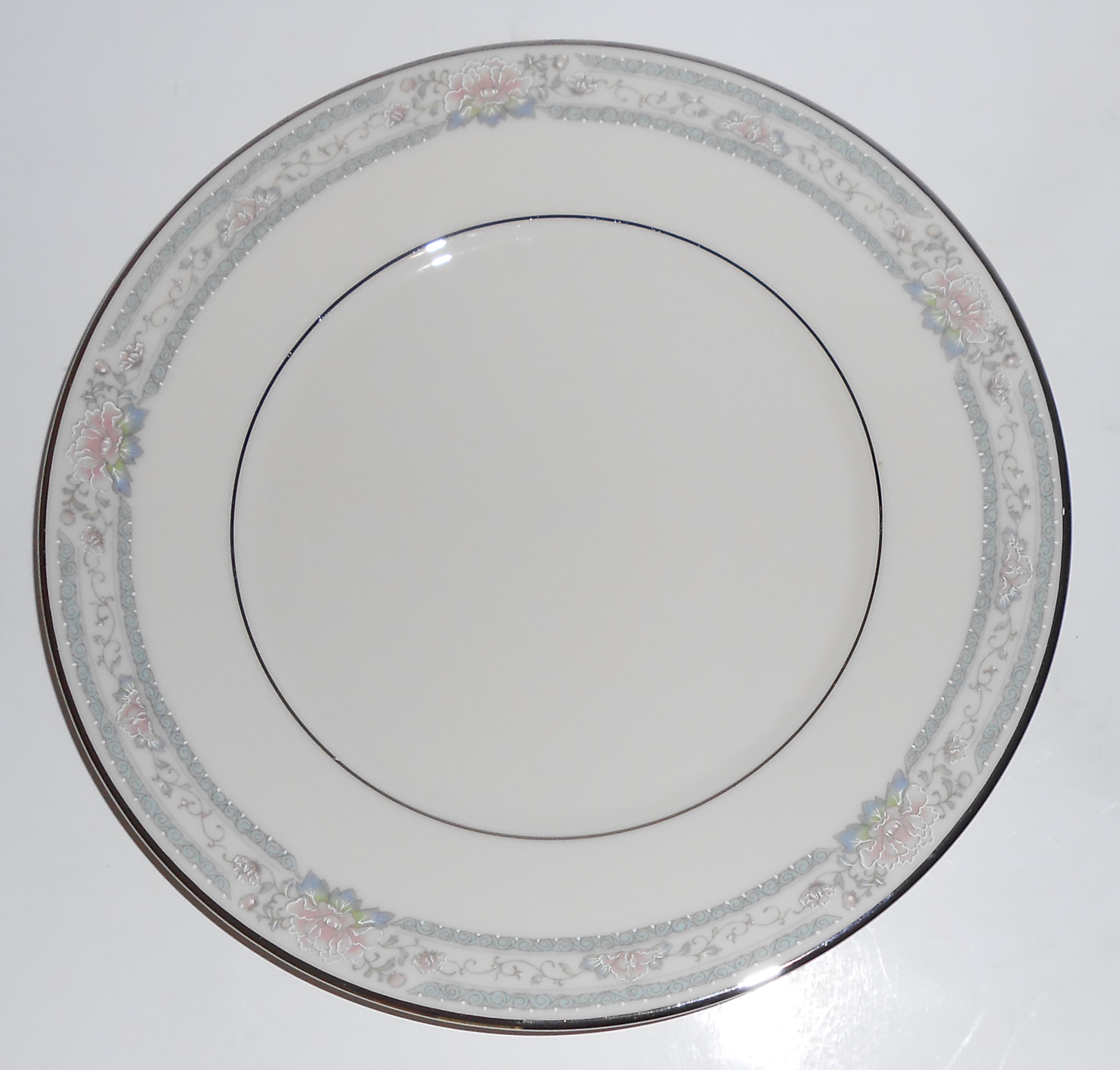Lenox China Charleston w/Platinum Salad Plate