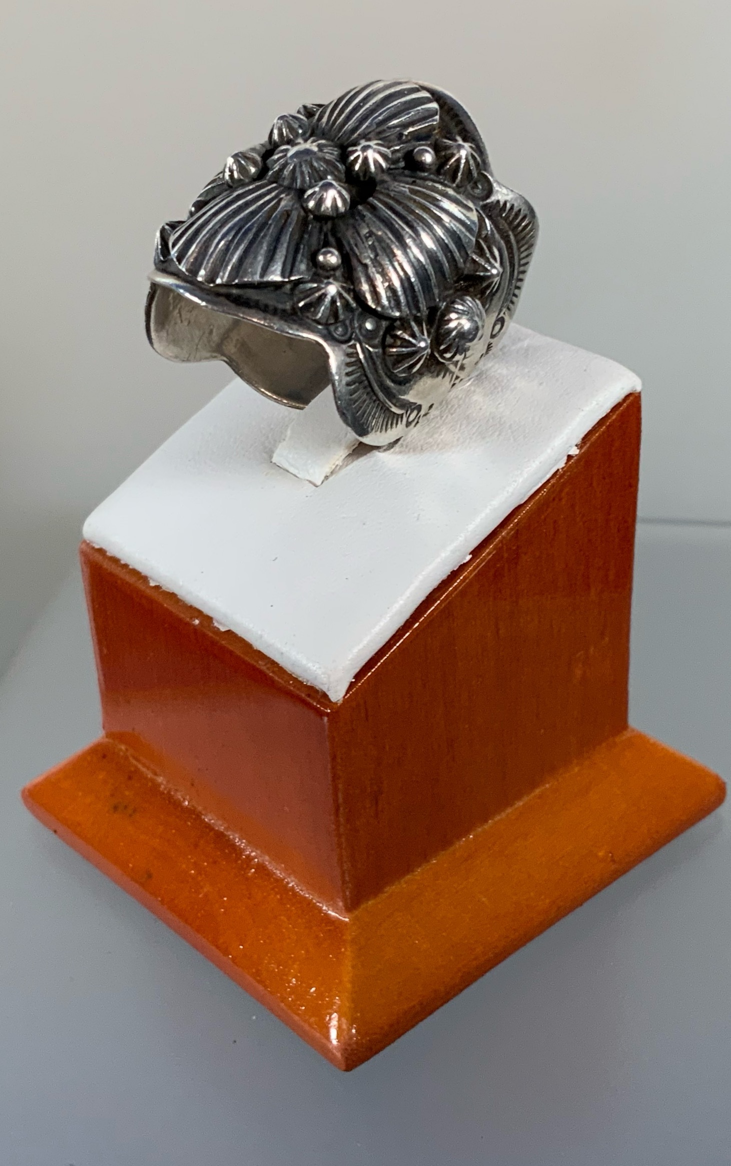 Darrel Becente Sterling Silver Ring Size 9