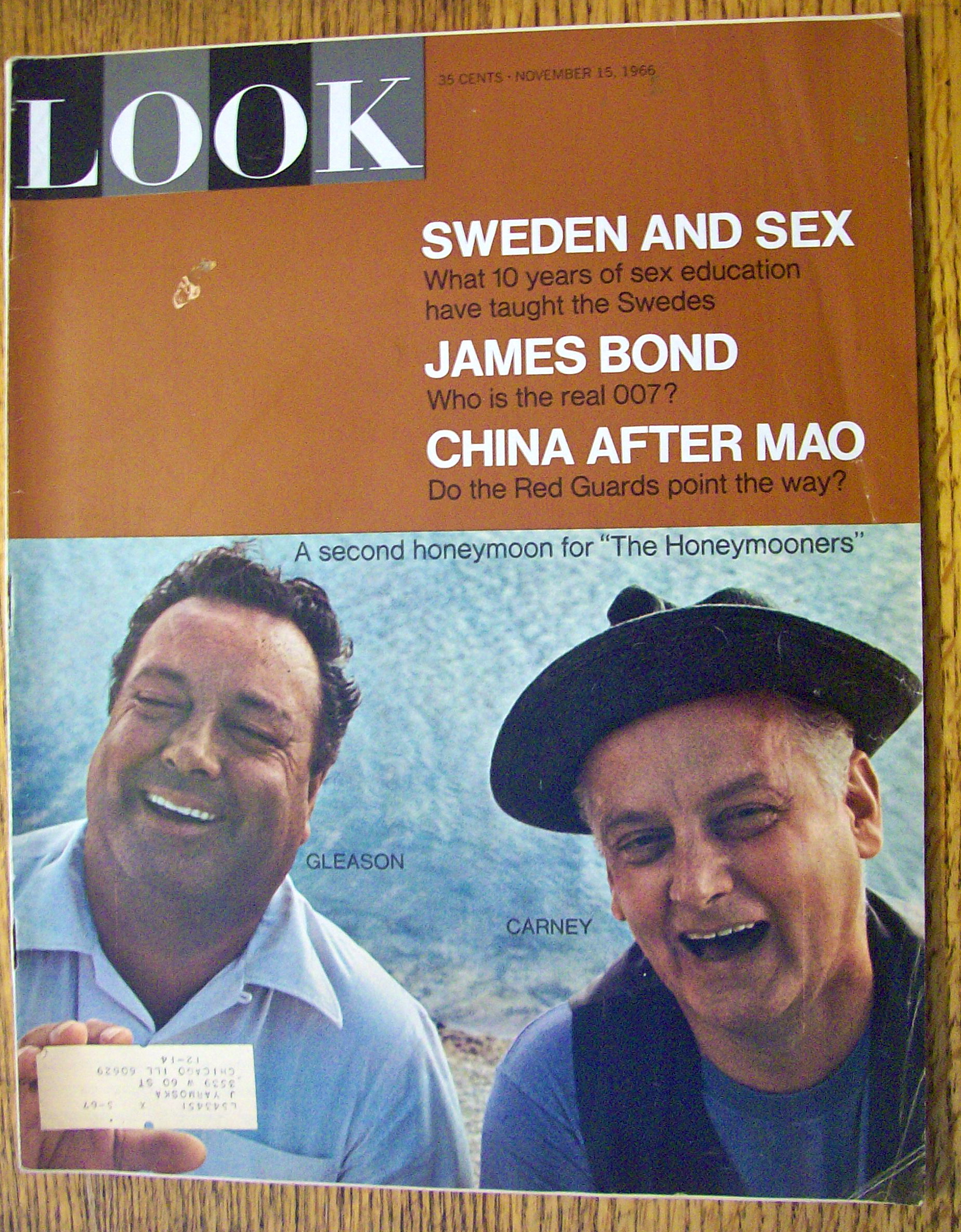 Look Magazine November 15, 1966 J. Gleason & A. Carney