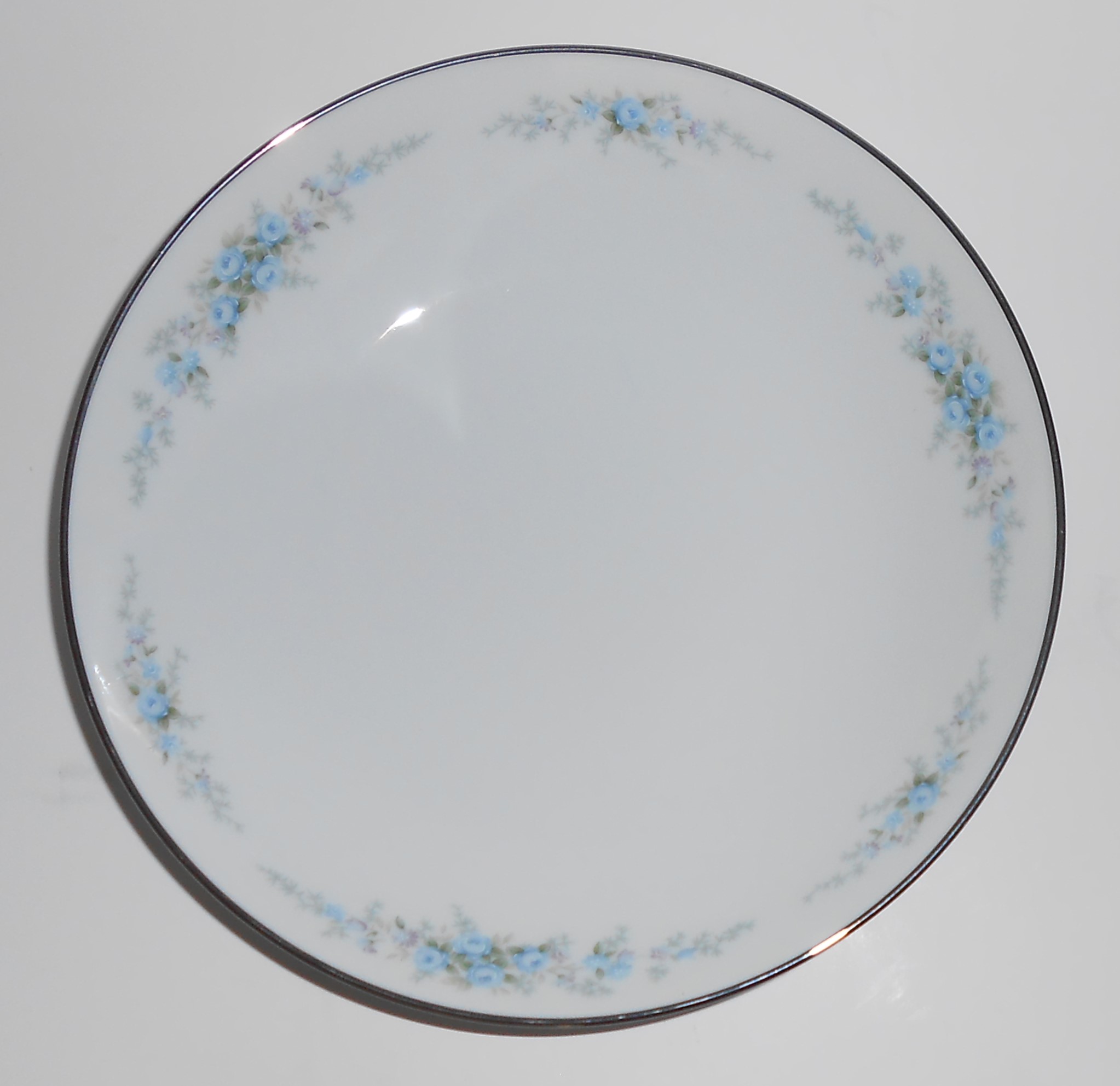 Noritake Porcelain China Roseberry 6241 w/Platinum Soup