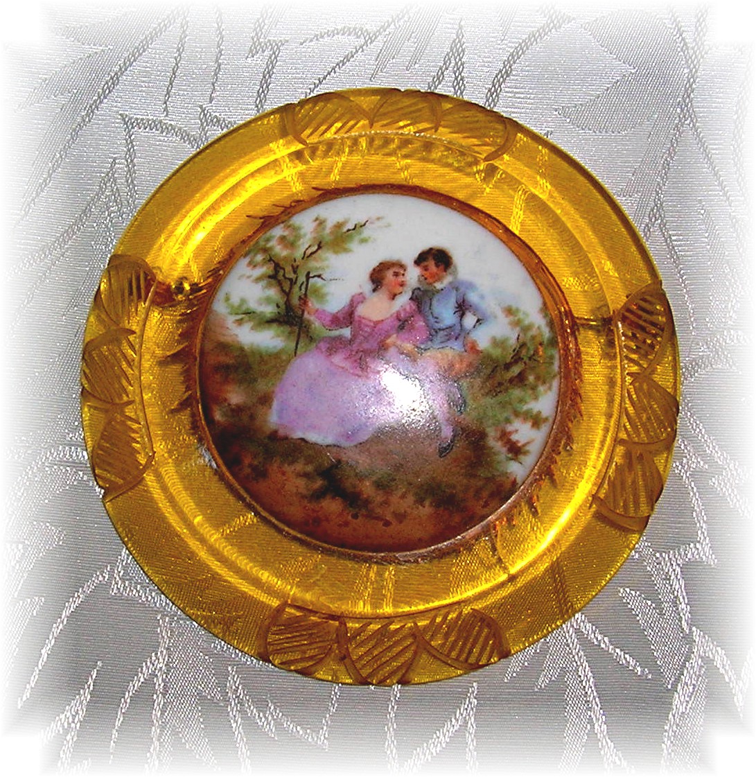 Bakelite Applejuice & Handpainted Porcelain Cameo Brooc