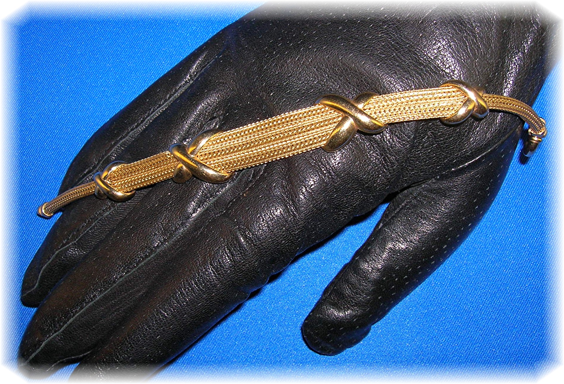 14K Yellow Gold Italy Bracelet  20.6 grams