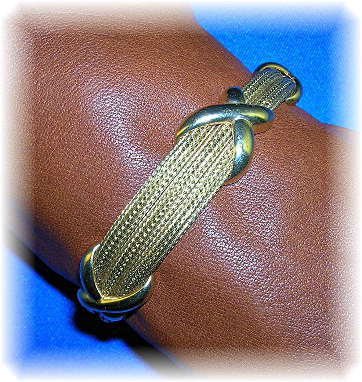 14K Yellow Gold Italy Bracelet  20.6 grams