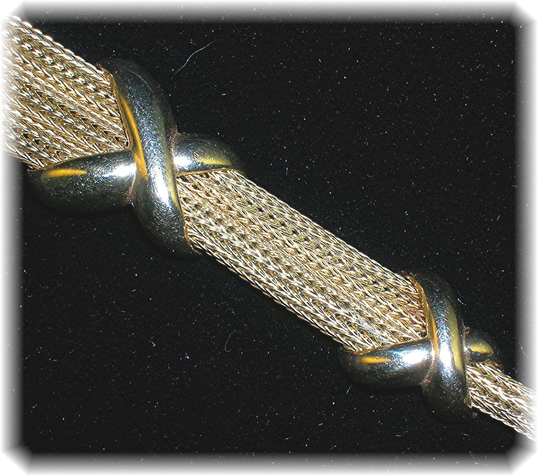 14K Yellow Gold Italy Bracelet  20.6 grams