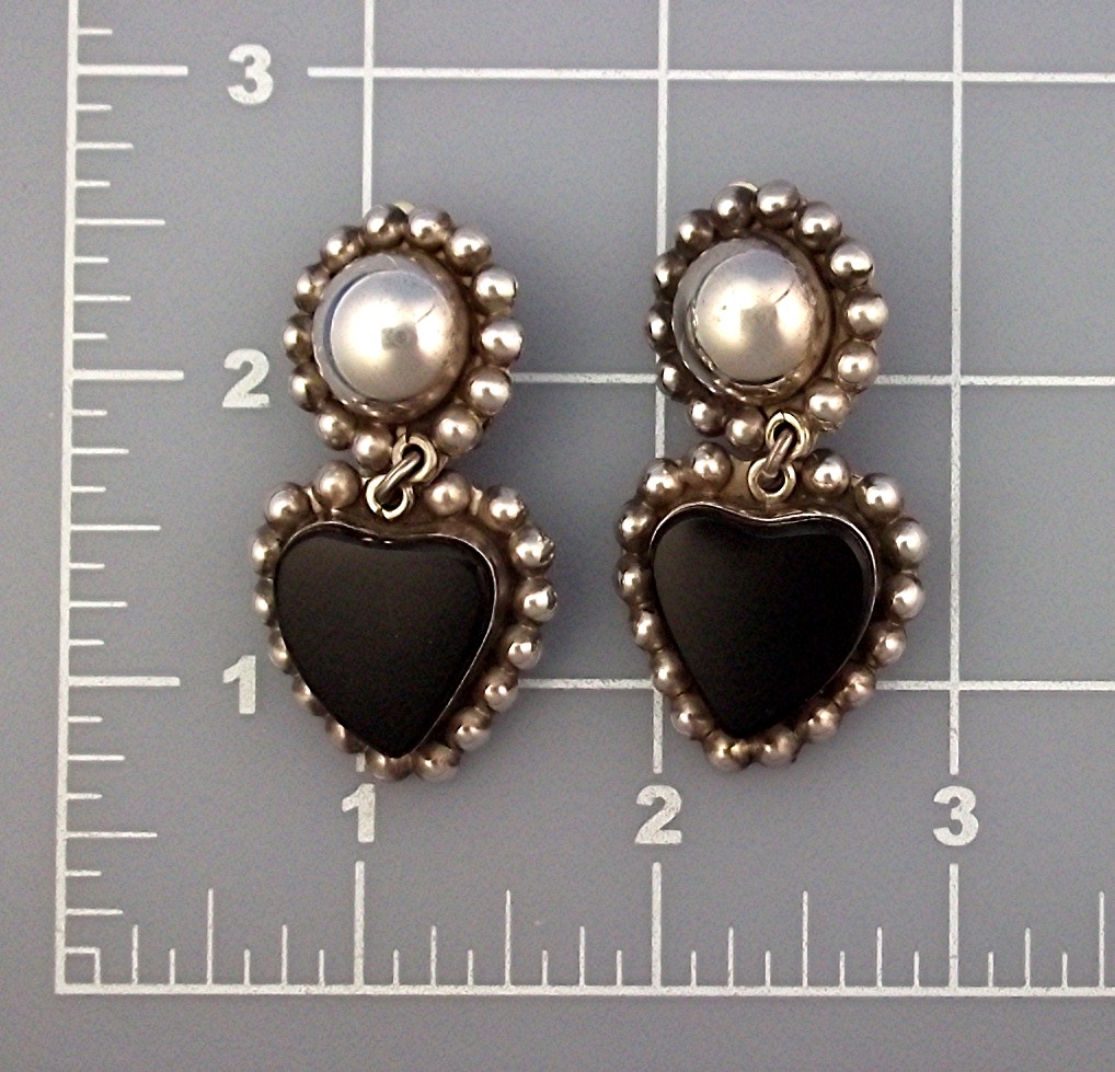 Taxco Mexico TM-161Sterling Silver Onyx Heart Clip Eari
