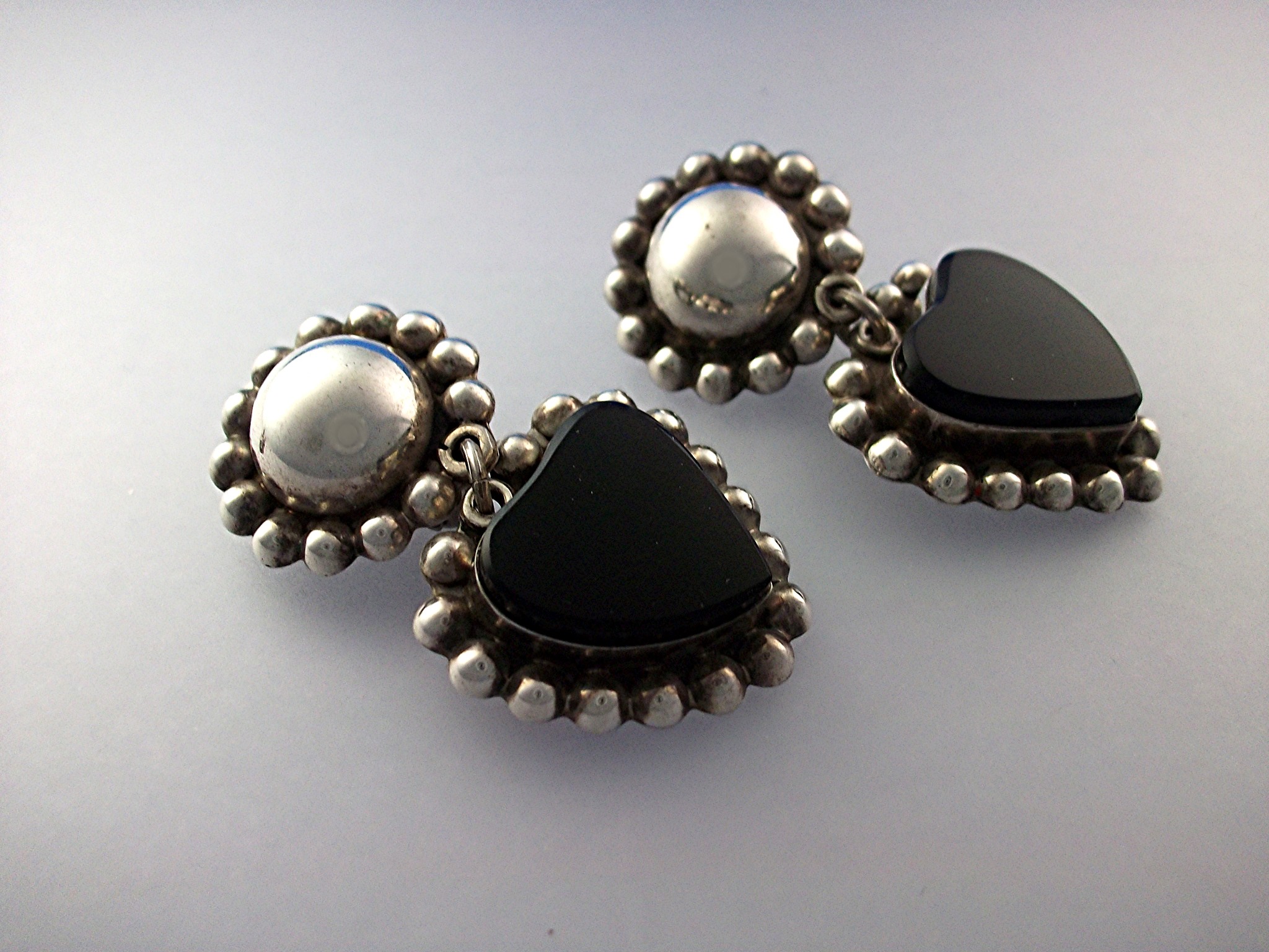 Taxco Mexico TM-161Sterling Silver Onyx Heart Clip Eari
