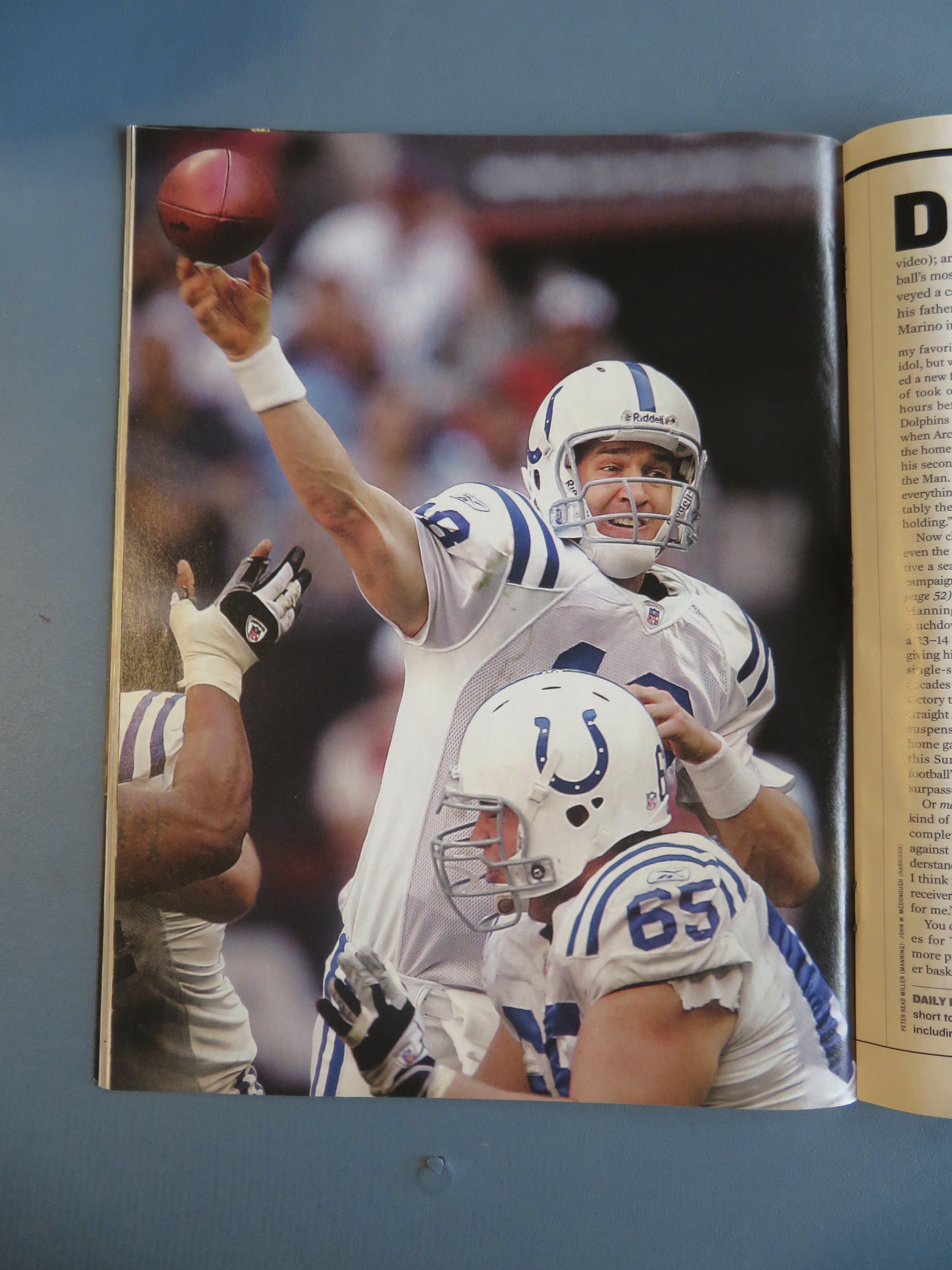 Sports Illustrated Magazine December 20, 2004 Manning