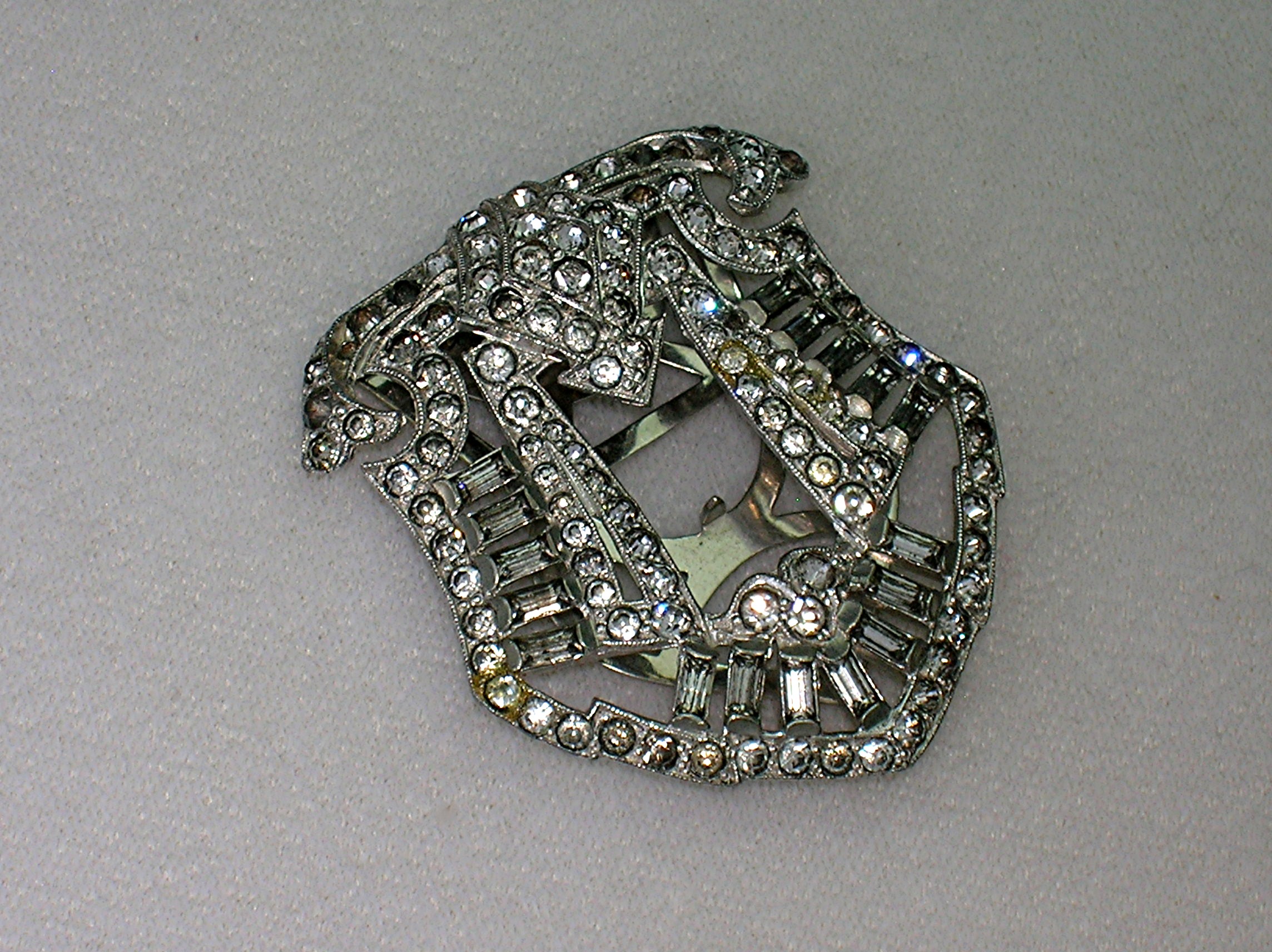 Dress Clip 50s Rhinestone Silvertone