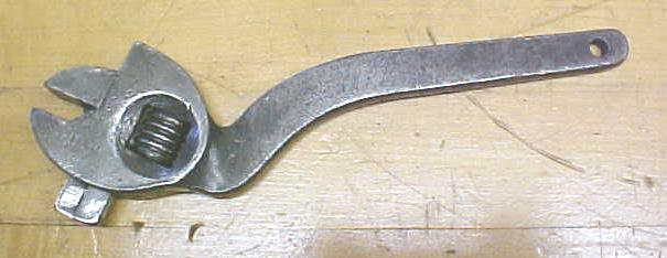 British Strong Jaw 8 Inch Adjustable Wrench