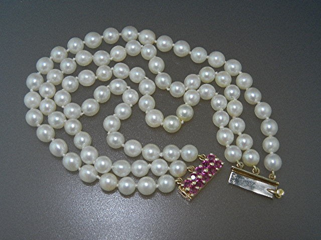 14K Gold Ruby 3 Rows 5.2mm Pearls Bracelet