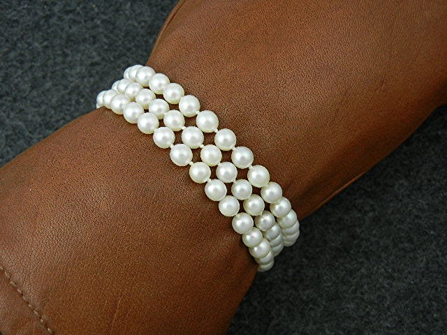 14K Gold Ruby 3 Rows 5.2mm Pearls Bracelet