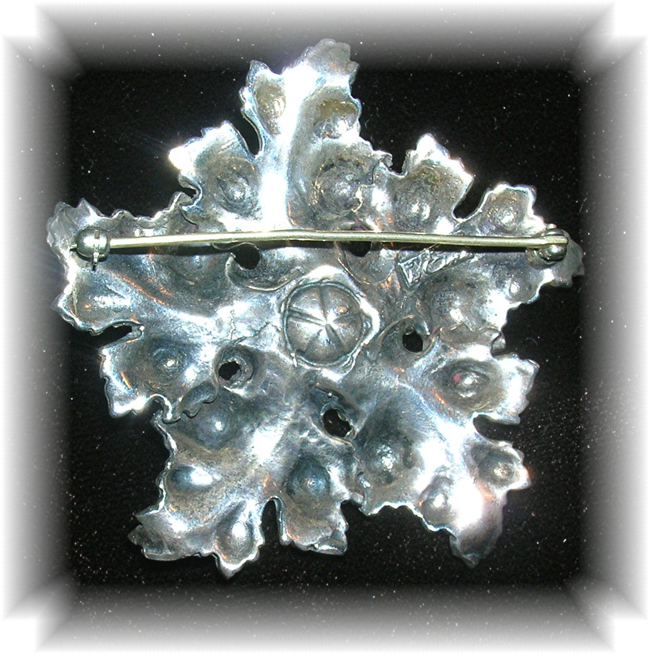 Sterling Silver Cini Leaf Pin Brooch.........
