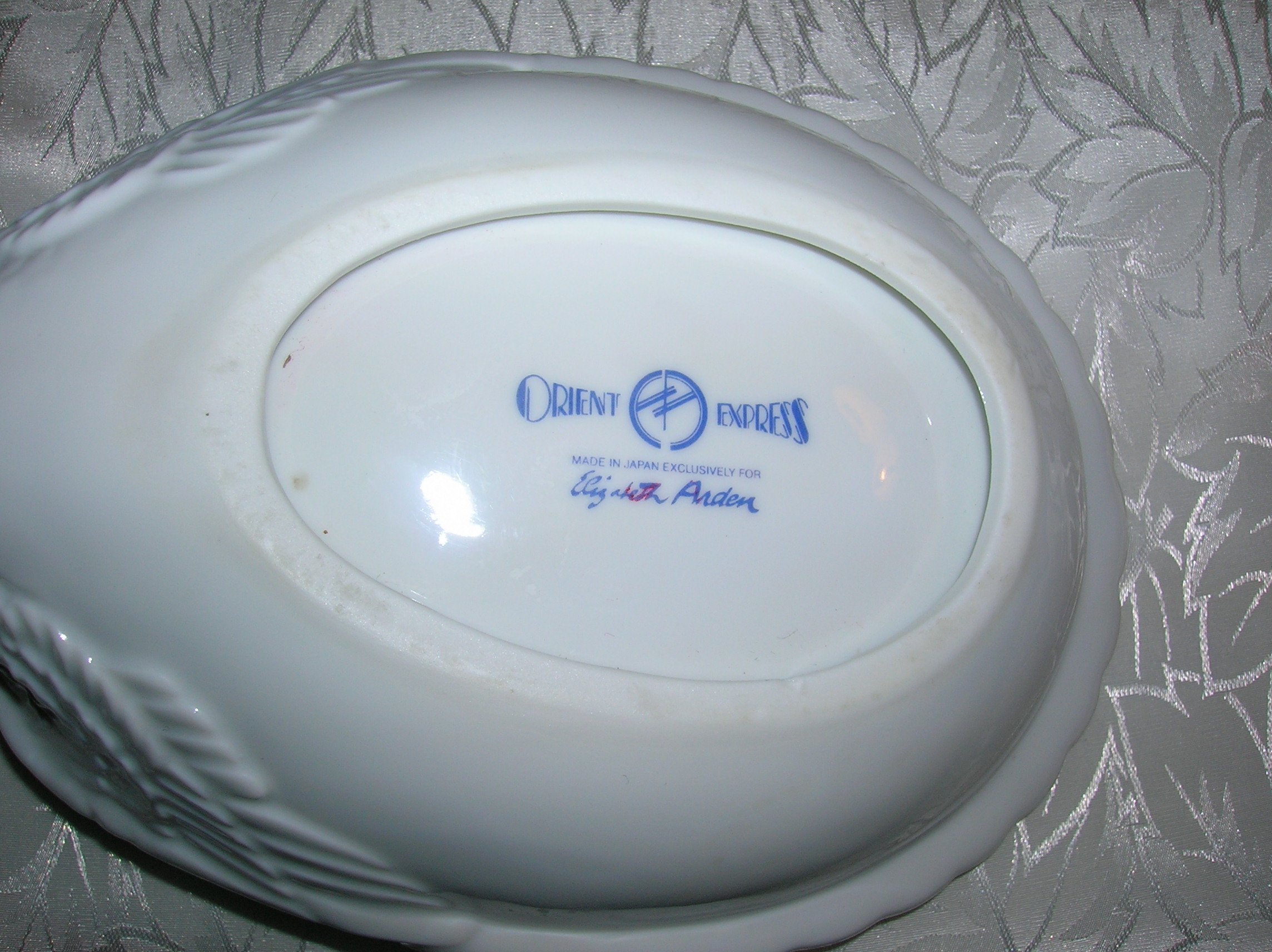 Porcelain Elizabeth Arden Orient Express Soap Dish
