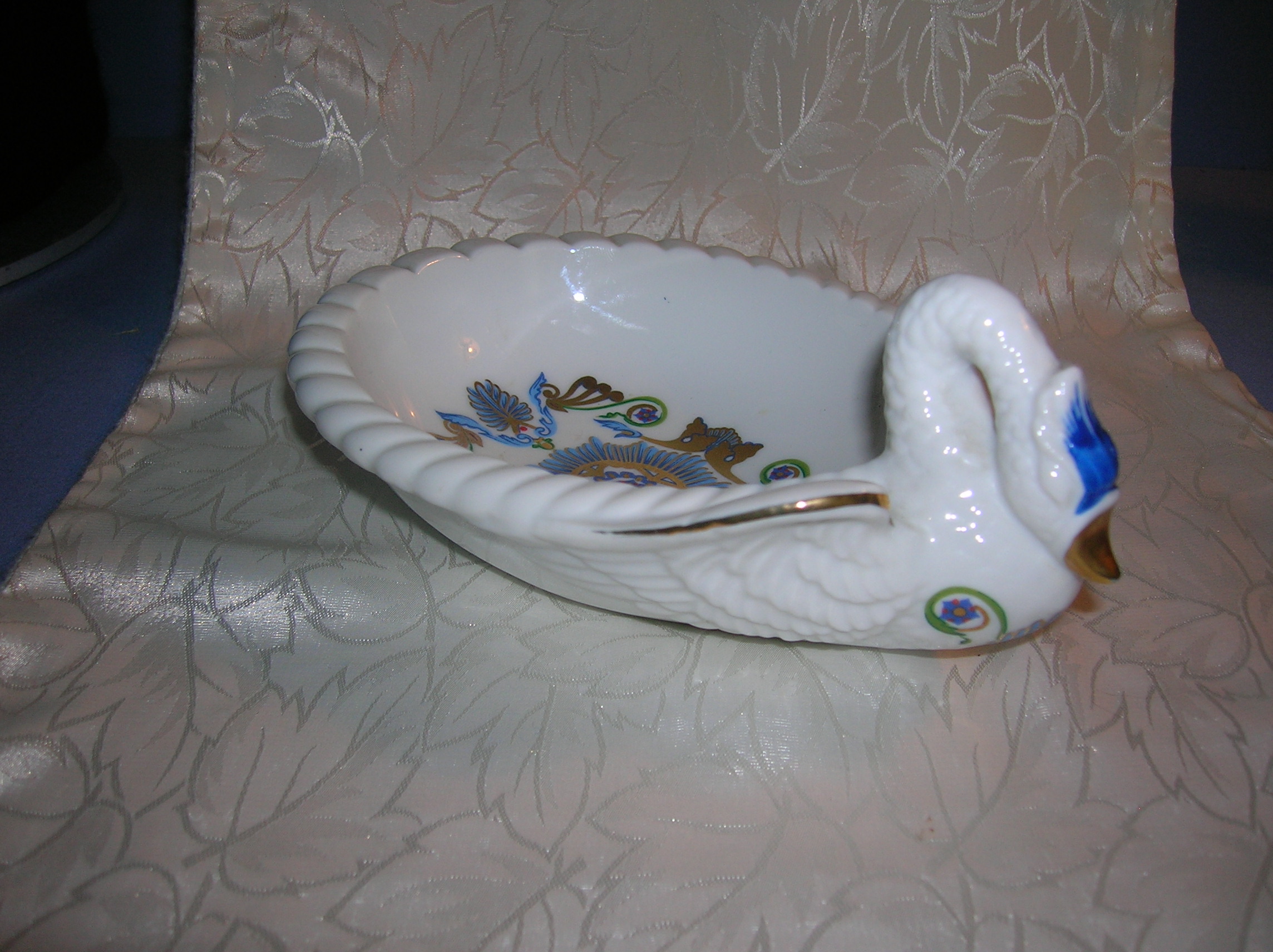 Porcelain Elizabeth Arden Orient Express Soap Dish