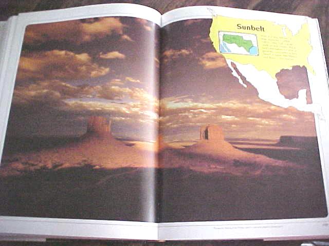 America The Majestic Pictorial Cook Book 1981