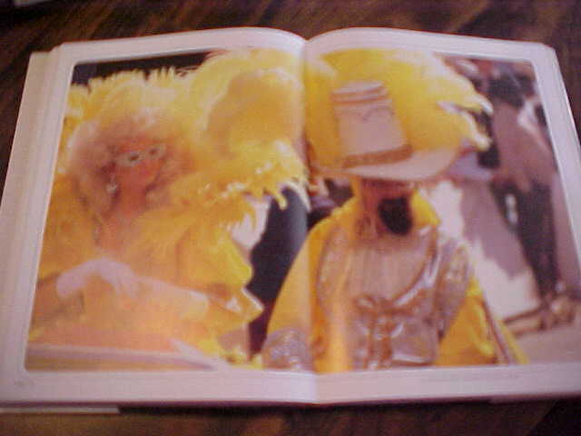 America The Majestic Pictorial Cook Book 1981