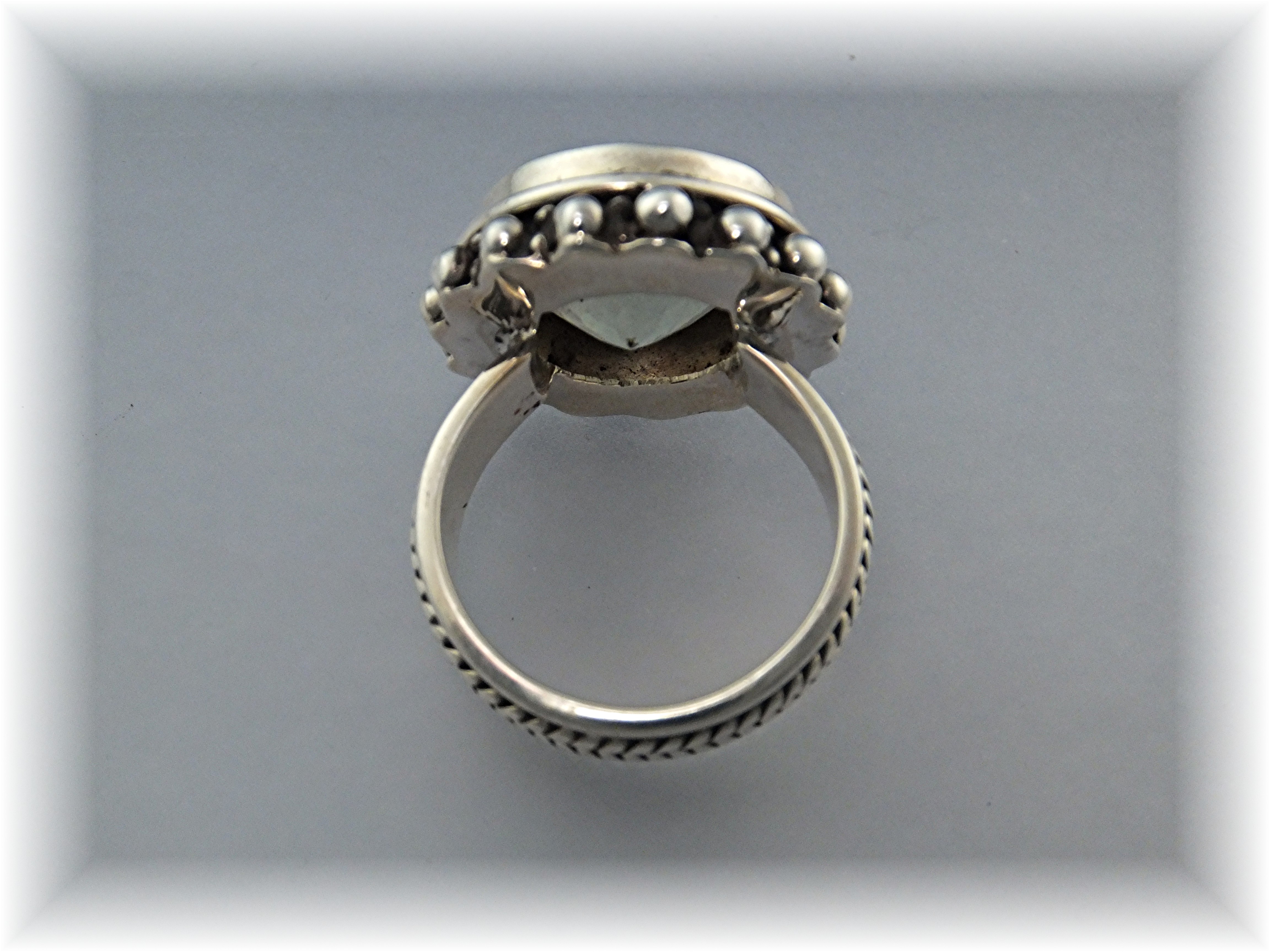 Ring Sterling Silver Round Green Amethyst