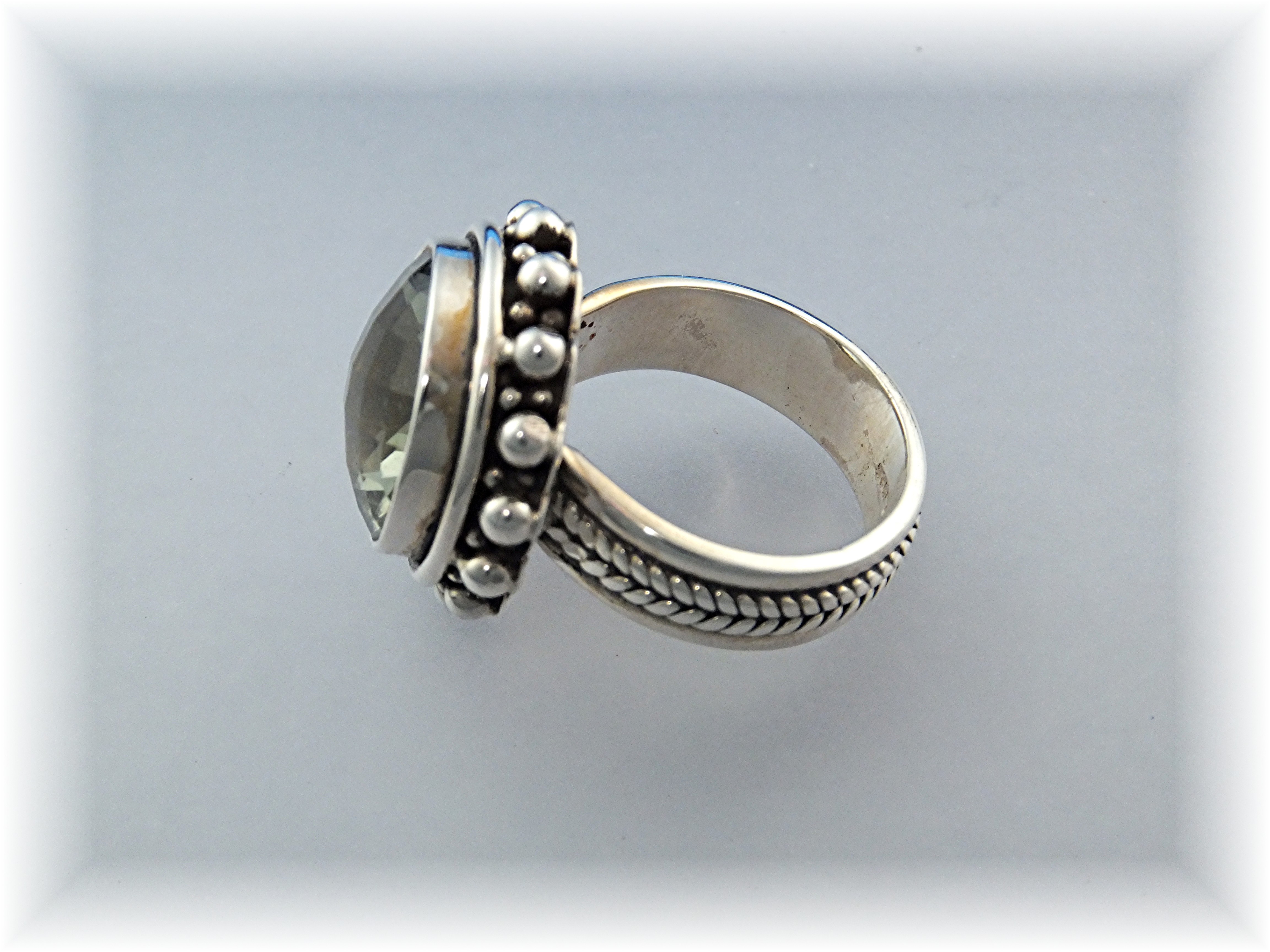 Ring Sterling Silver Round Green Amethyst