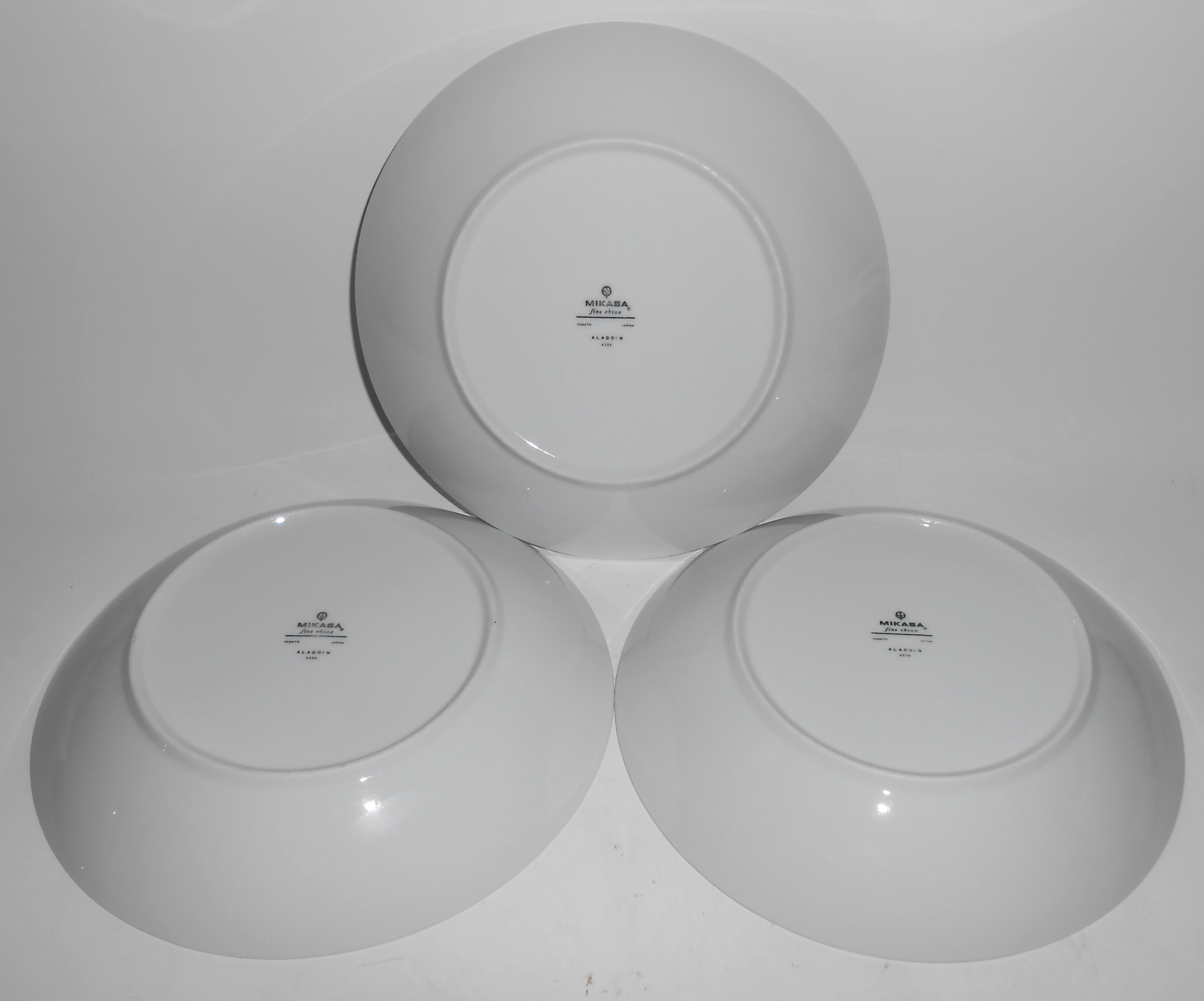 Mikasa Fine China Porcelain Set/3 Aladdin Soup Bowls