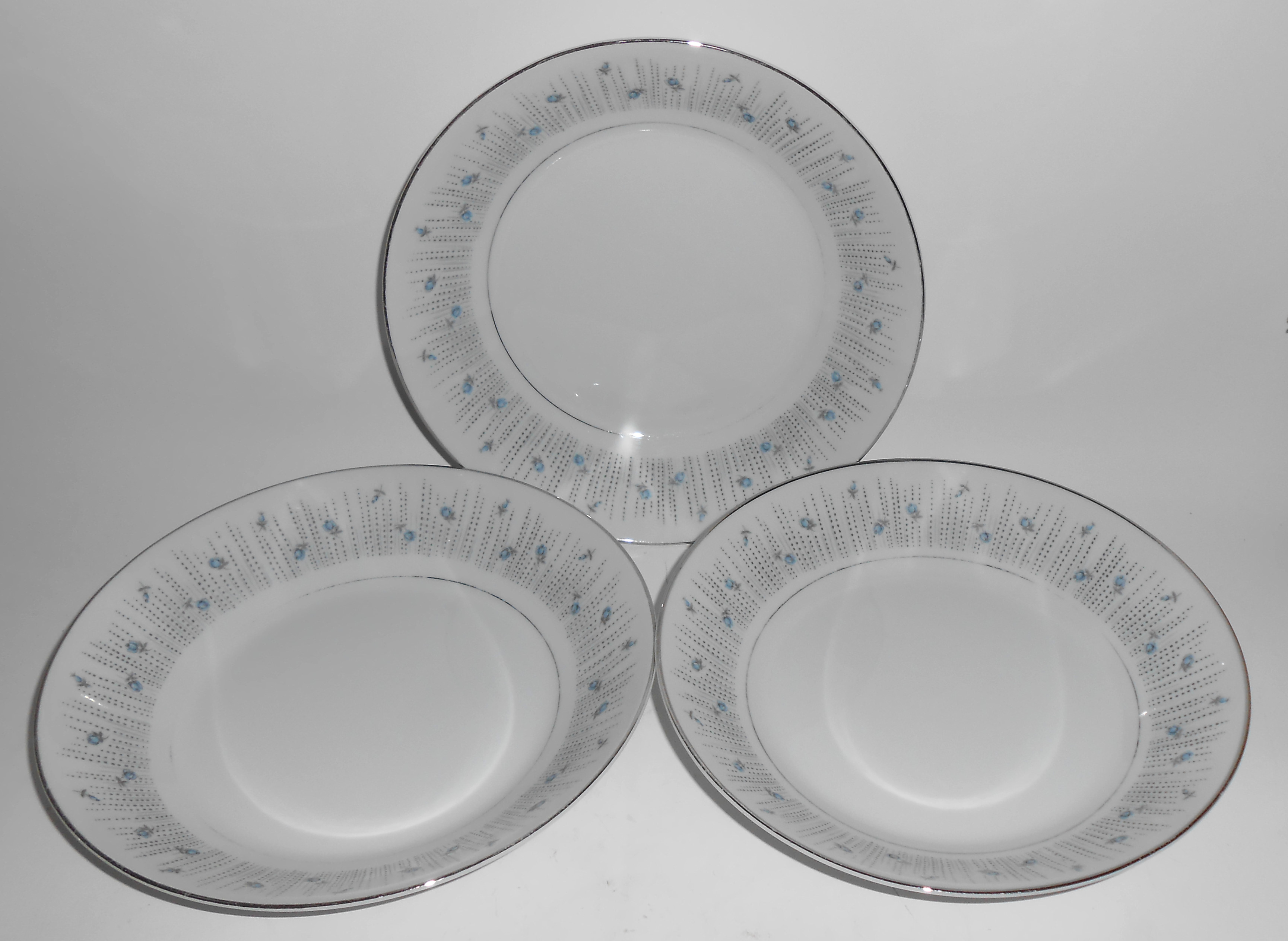 Mikasa Fine China Porcelain Set/3 Aladdin Soup Bowls