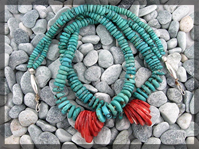 Santo Domingo Hand Crafted Turquoise Coral Necklace