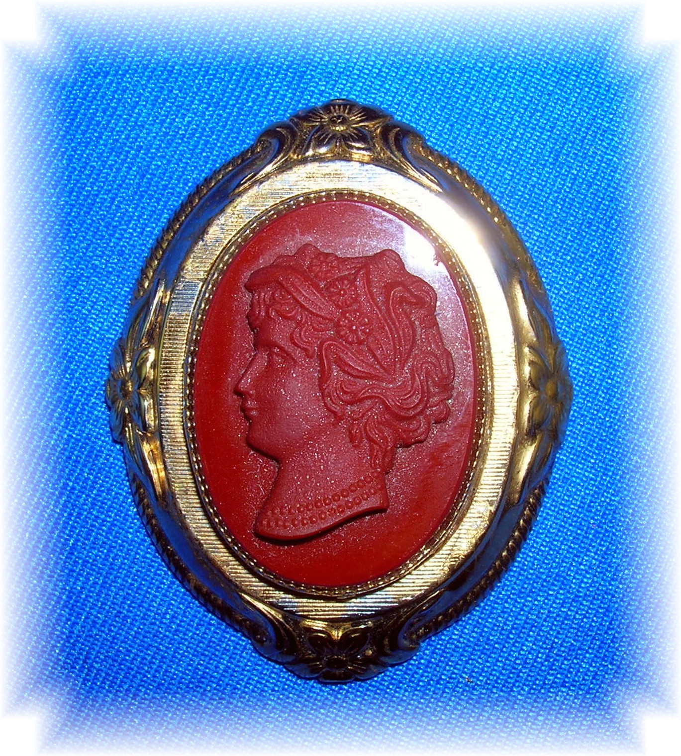 1 7/8 Burnt Orange Glass Cameo Brooch Pin