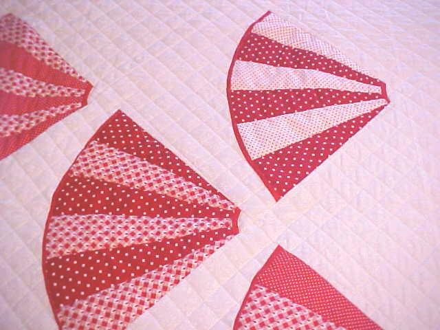 Throw Lap Quilt Wall Hanging Red White Grandmas Fans