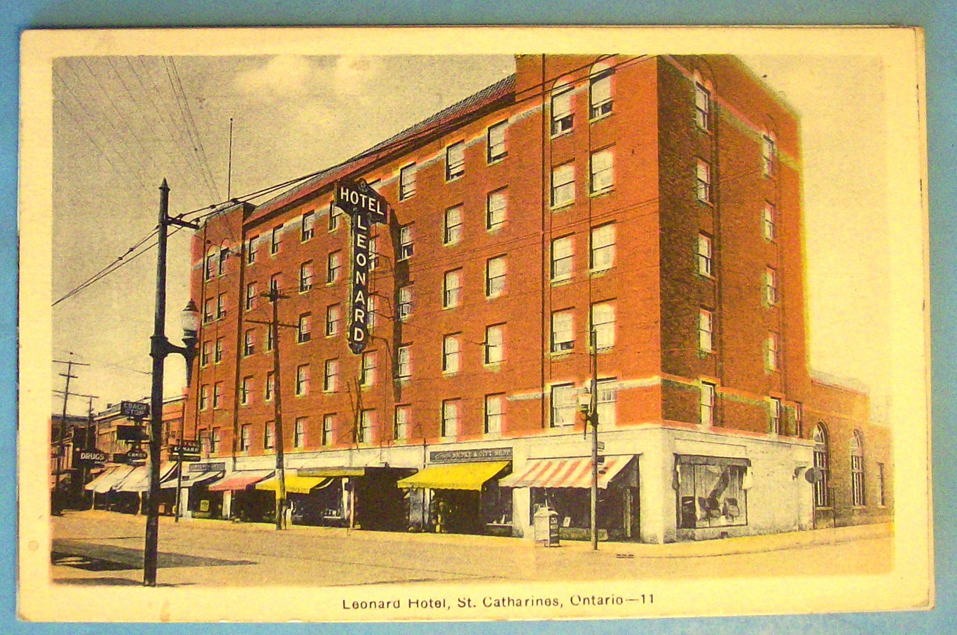 Leonard Hotel, St. Catherines, Ontario Postcard