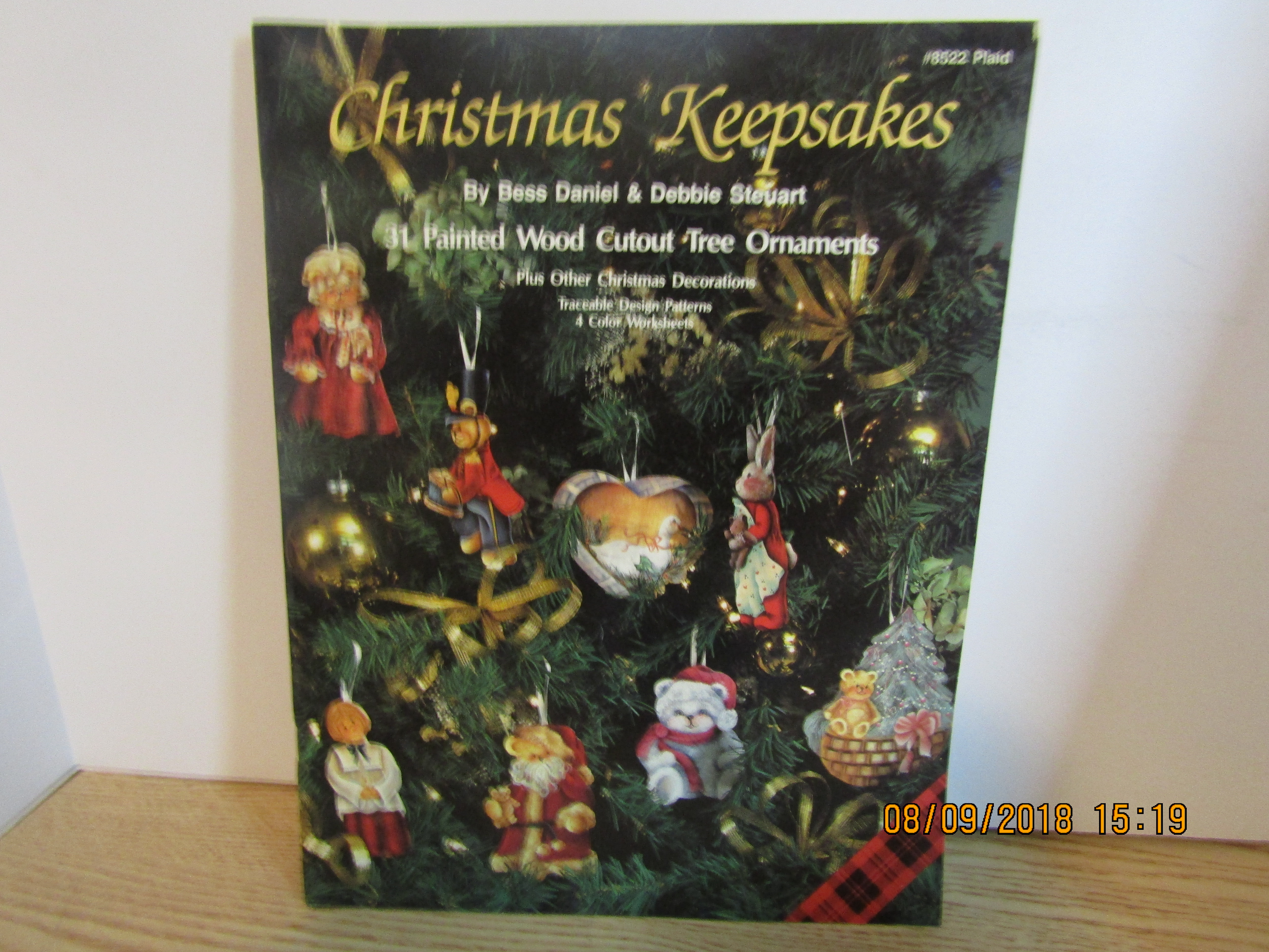 Plaid Craft Cutouts Christmas Keepsakes  #8522