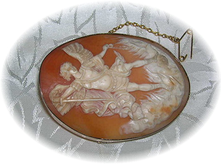 Cameo Brooch Roman God Victorian Shell 9ct Gold