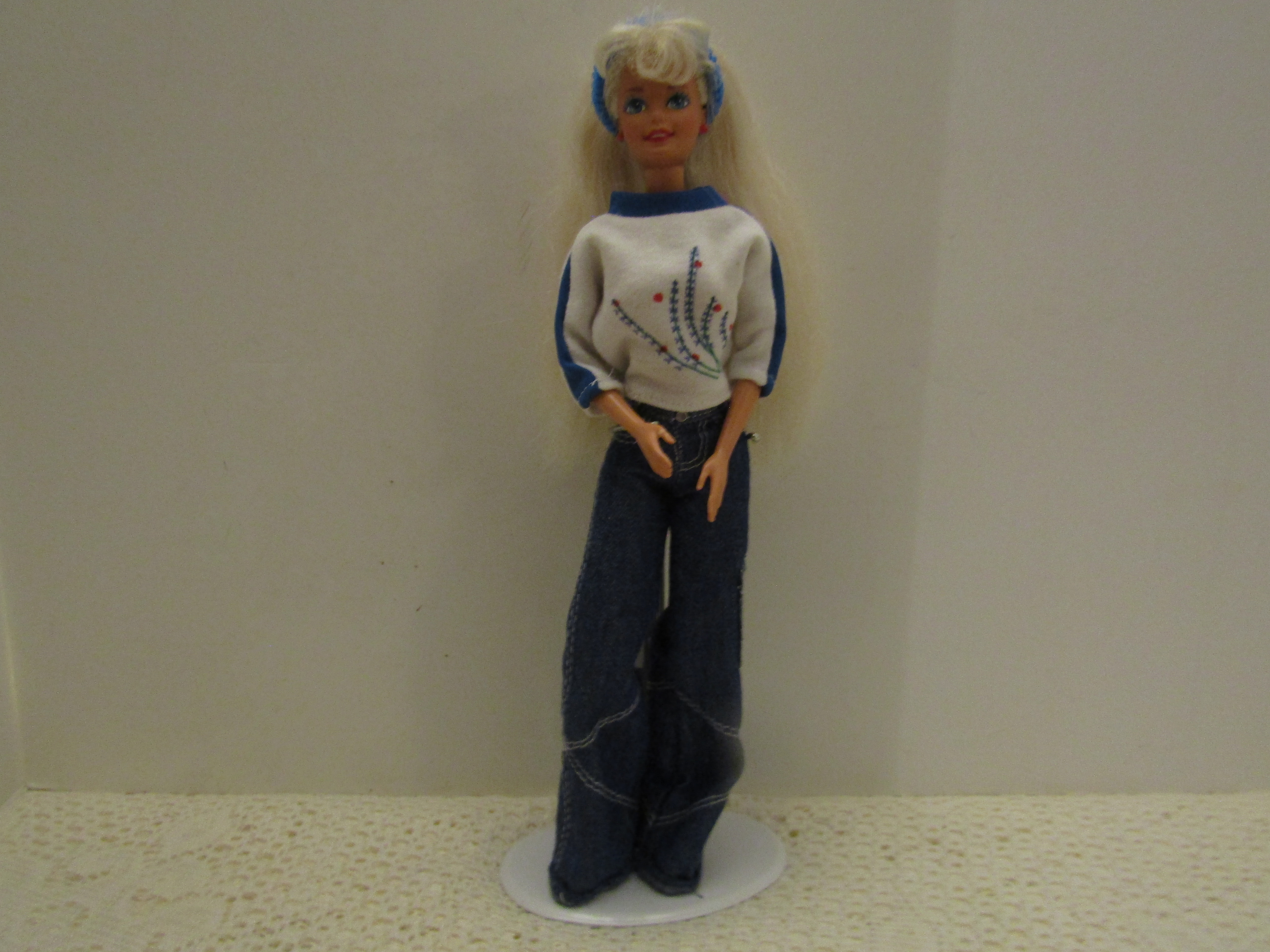 Vintage 1976/1991-99 Fashion Doll China 4