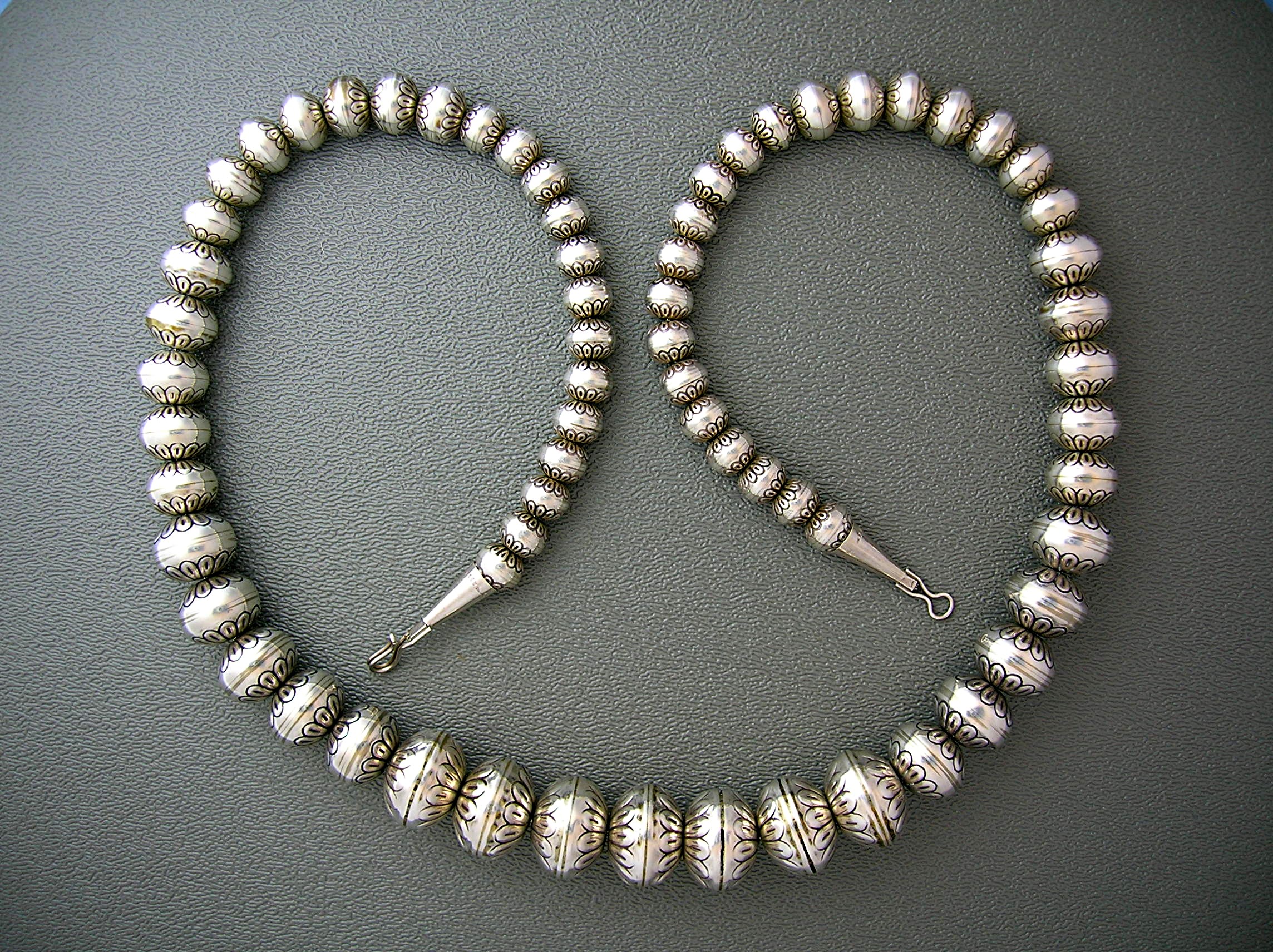 Navajo Pearls Sterling Silver Beads 78 Grams Necklace