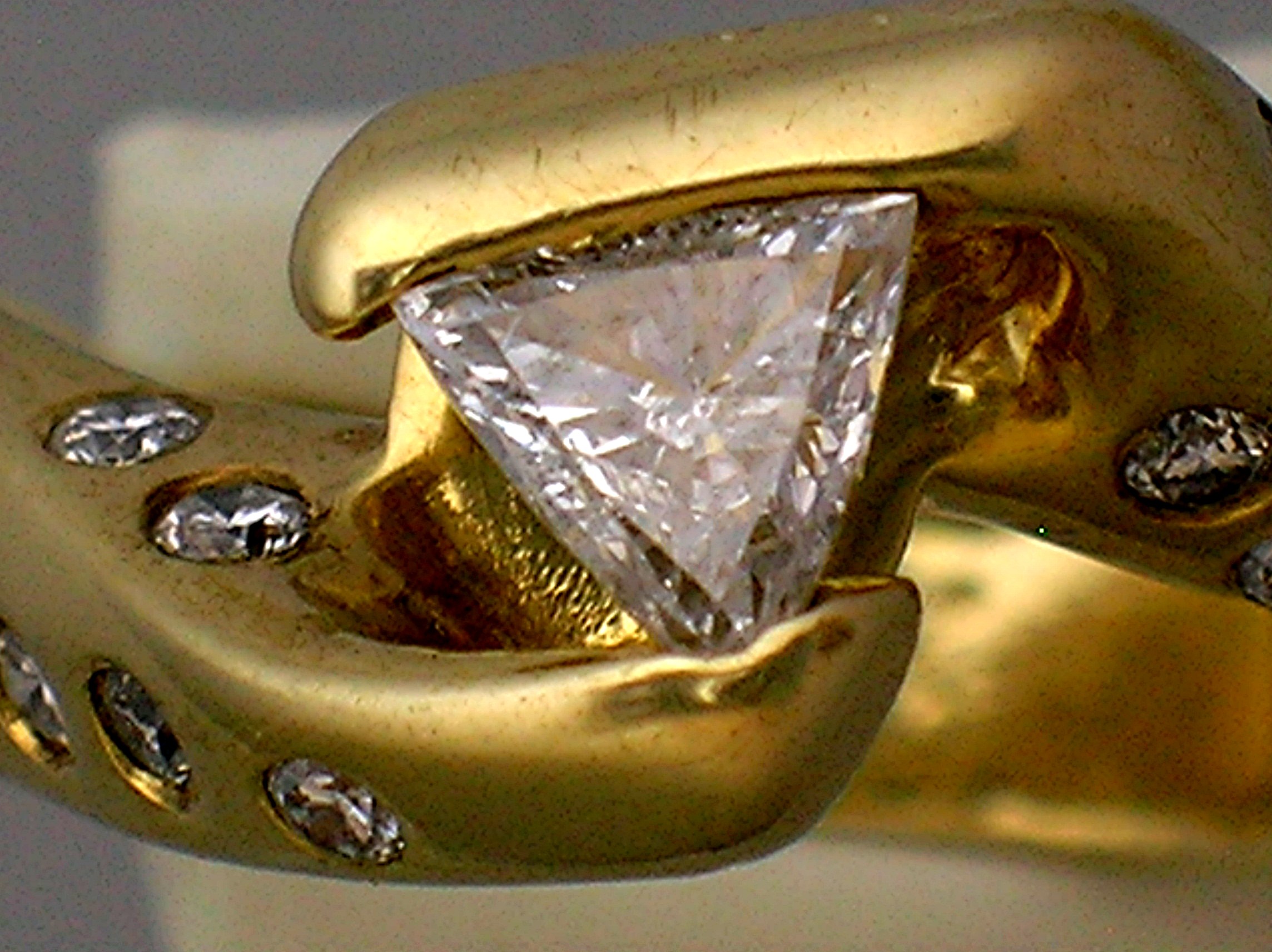 Ring Wedding14K  Gold Trillion Round Diamond Wedding